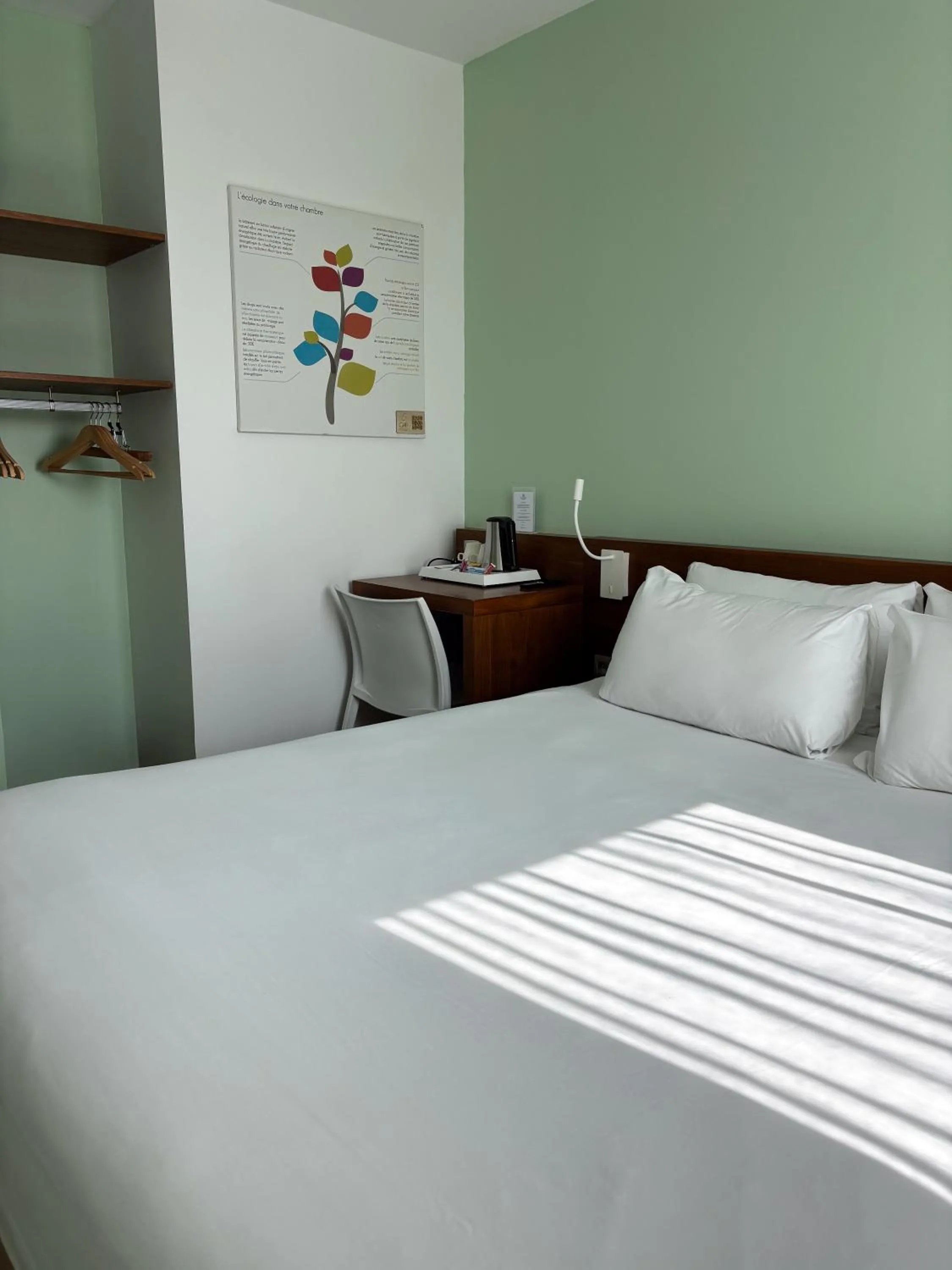 Bedroom, Bed in Sure Hotel By Best Western Guerande
