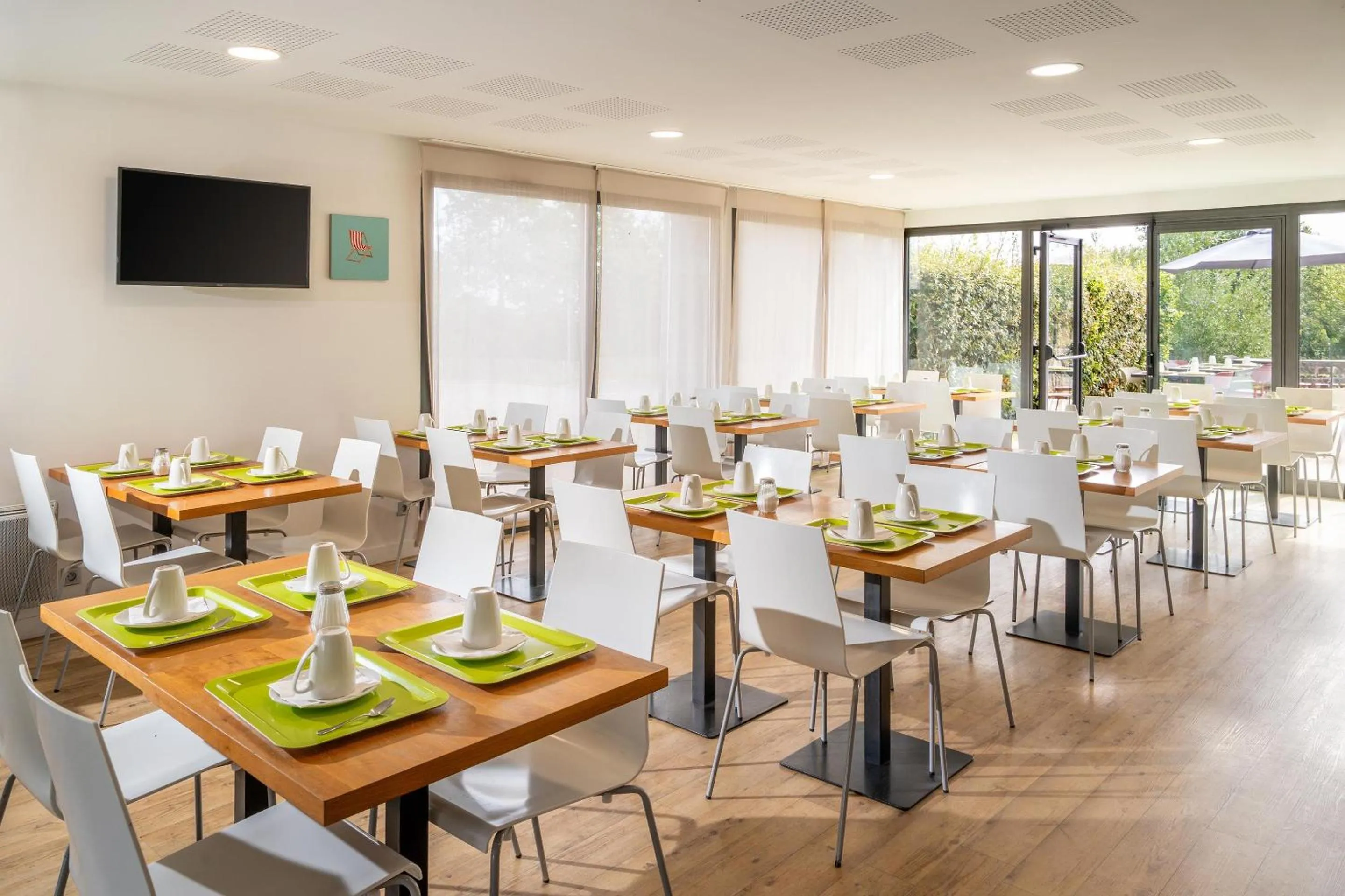 Breakfast in Sure Hotel By Best Western Guerande