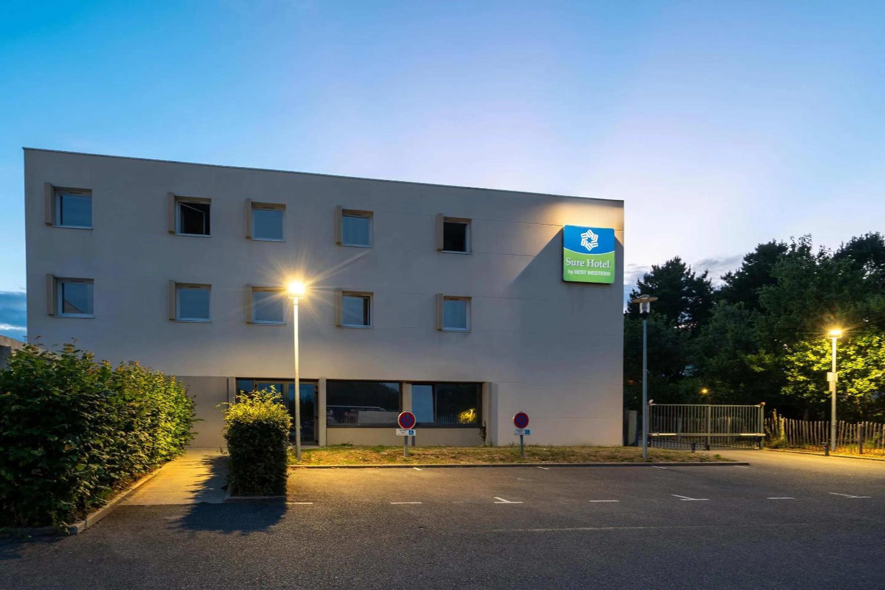 Property building in Sure Hotel By Best Western Guerande