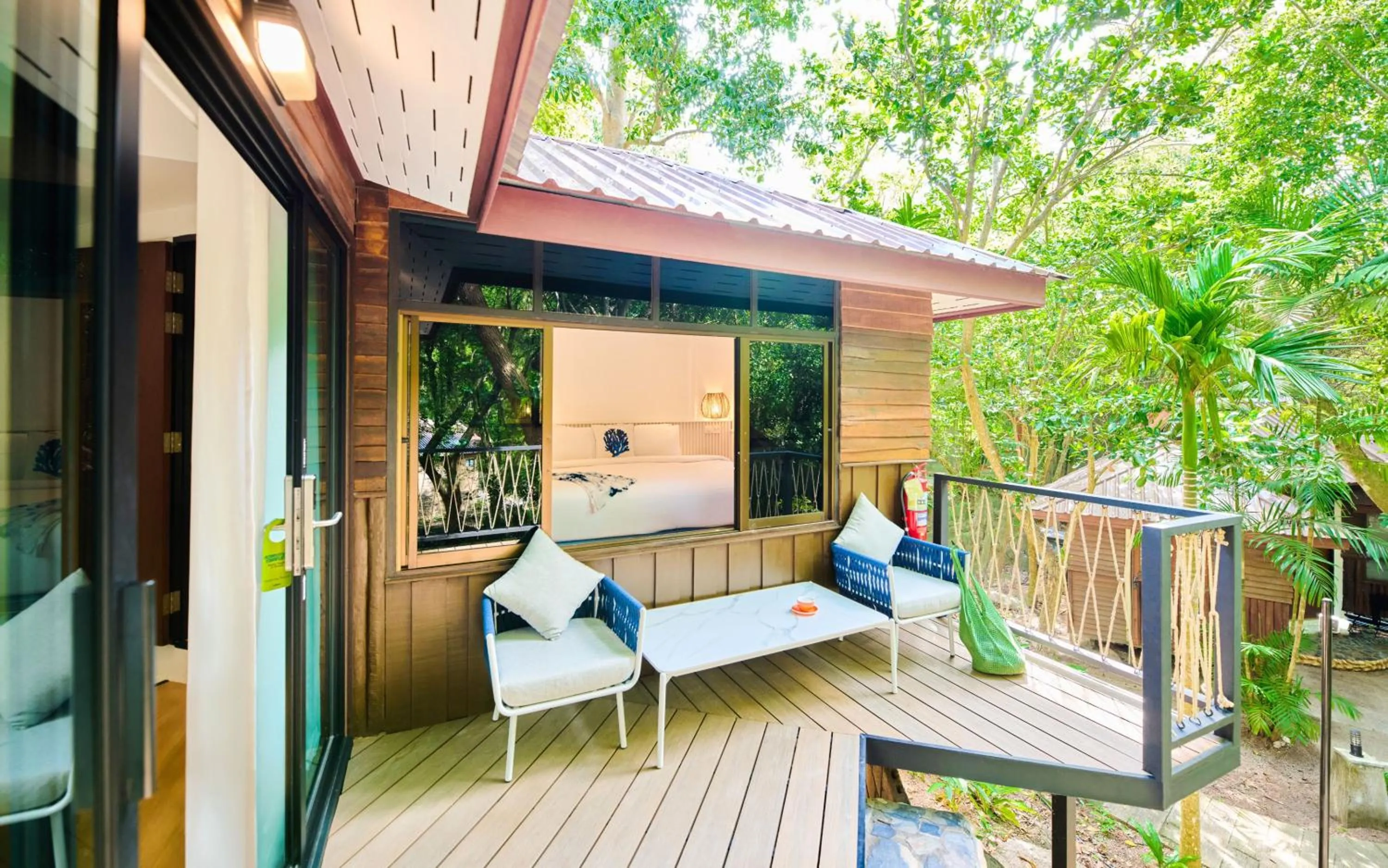 Balcony/Terrace in Lub d Koh Tao Tanote Bay