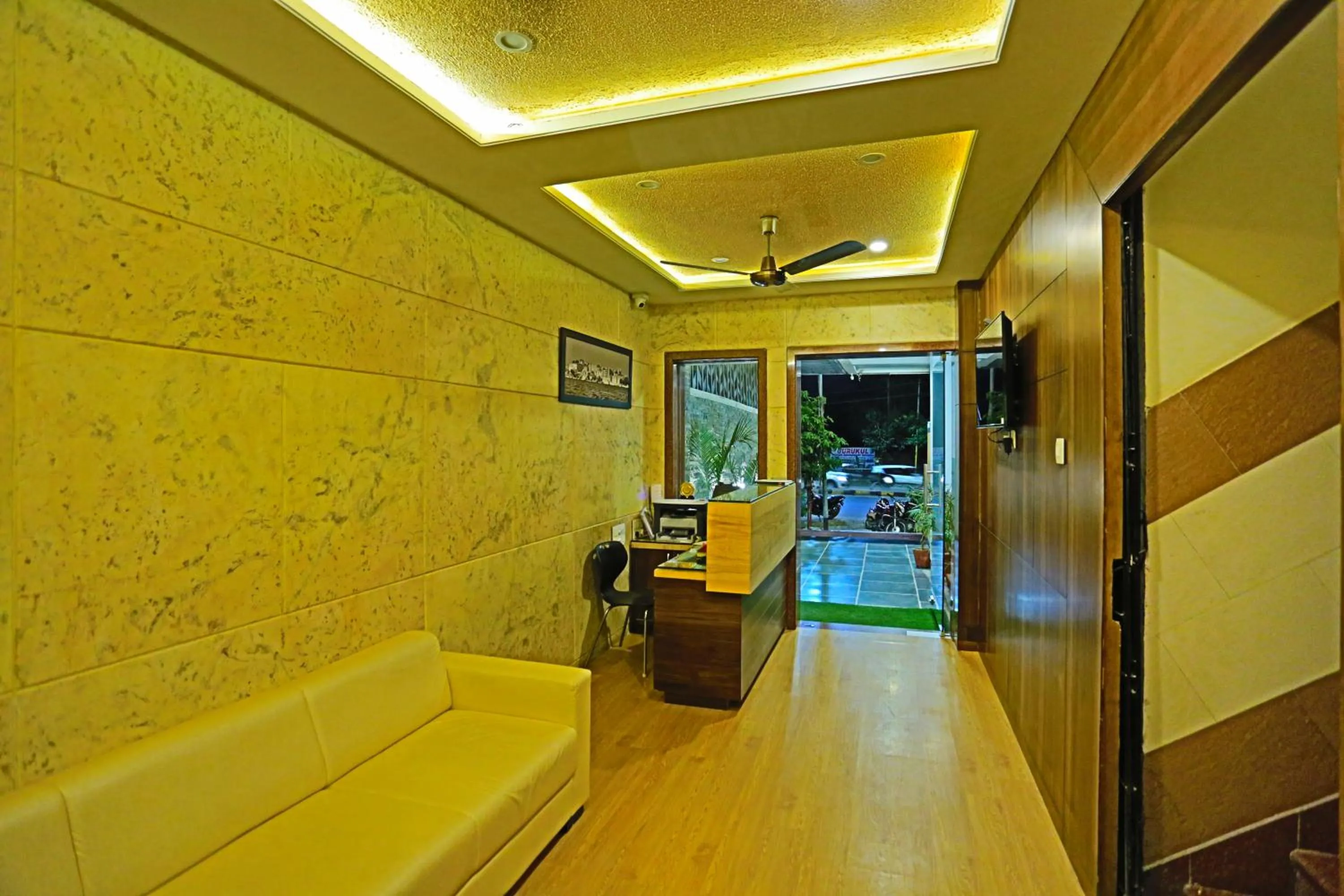 Hotel Suraj Palace