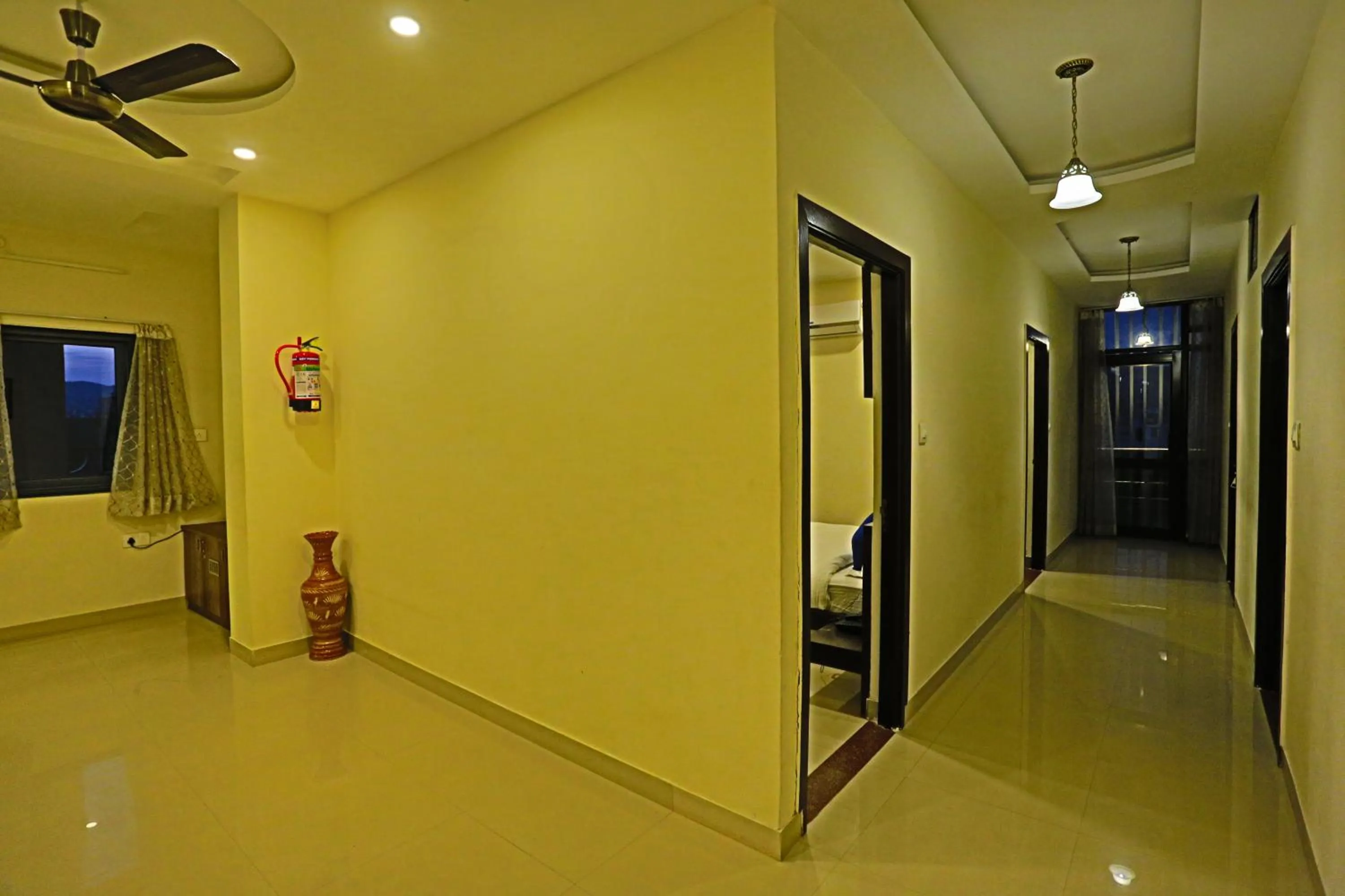 Hotel Suraj Palace