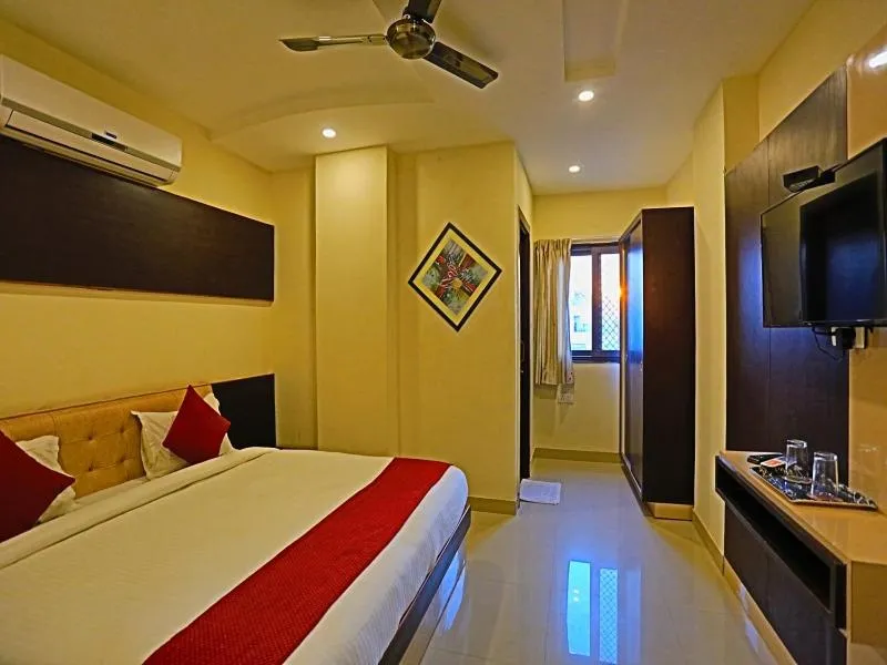 Hotel Suraj Palace