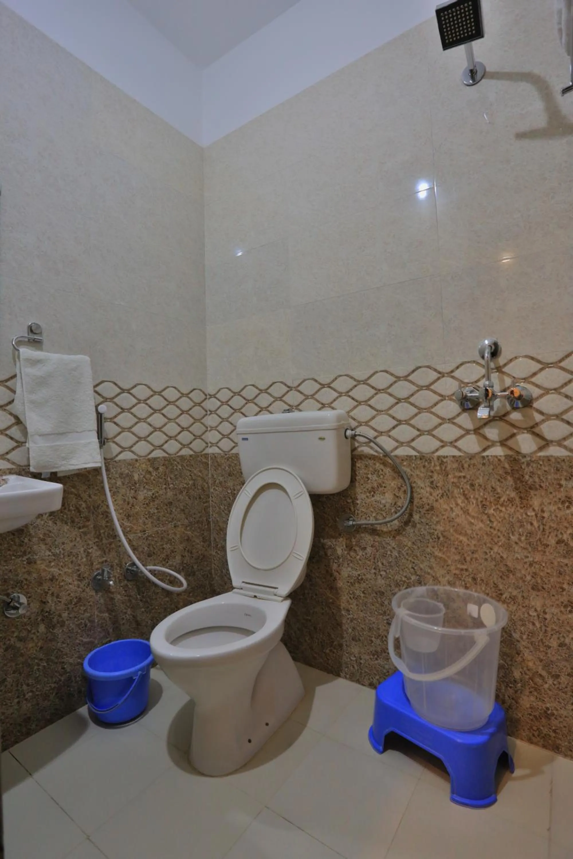 Hotel Suraj Palace