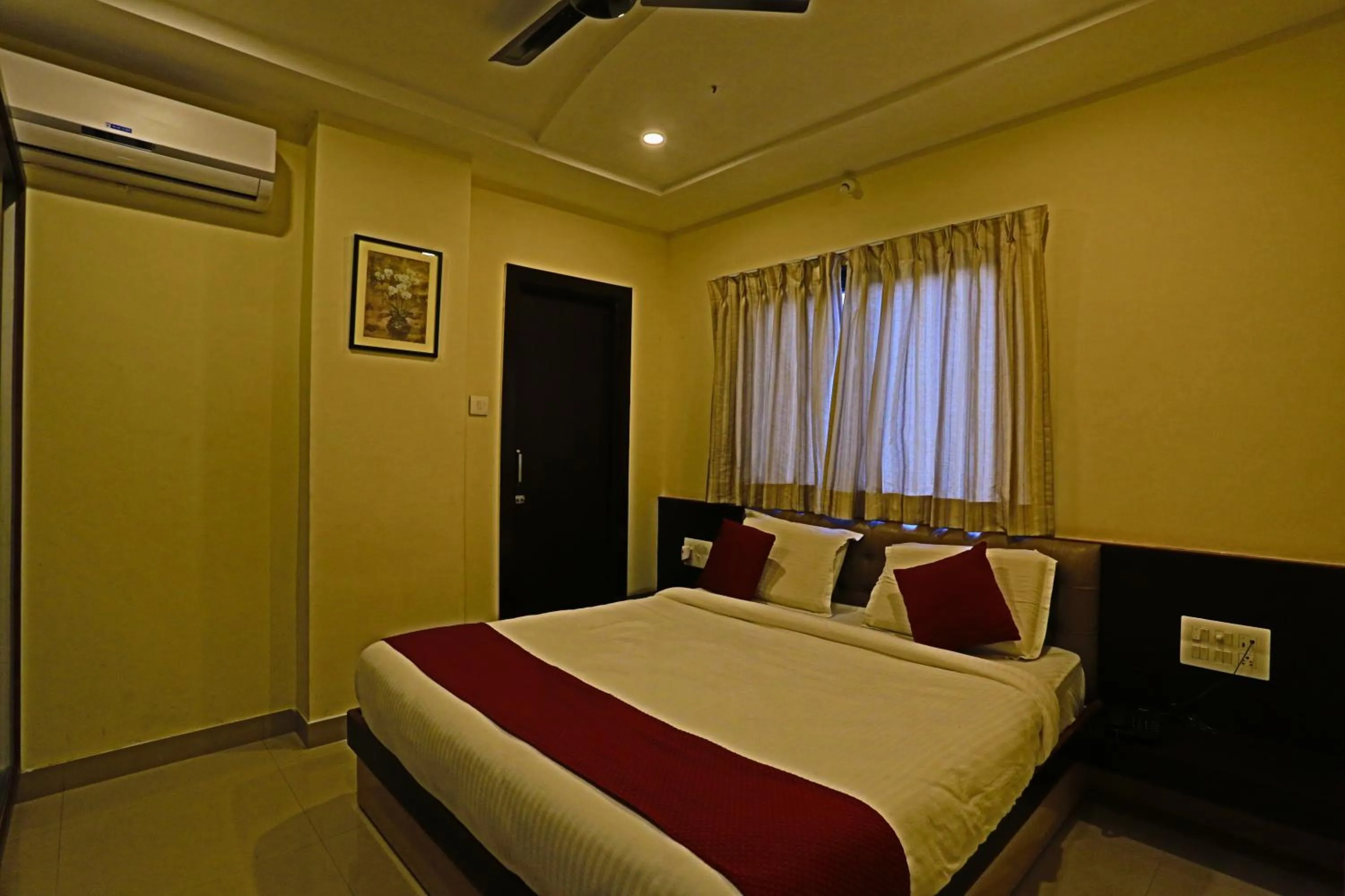 Hotel Suraj Palace