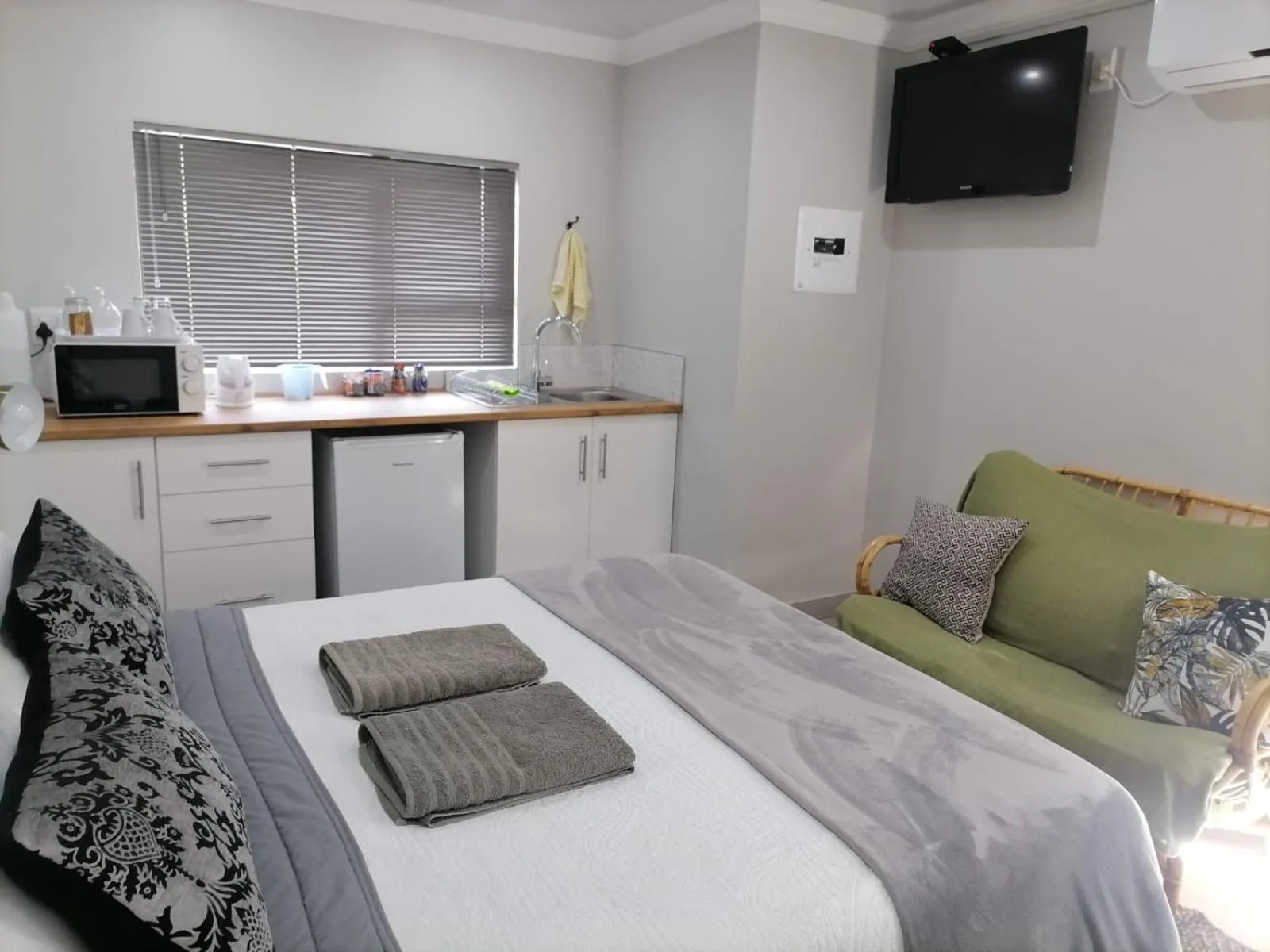 Apartment - single occupancy in Biki Plek