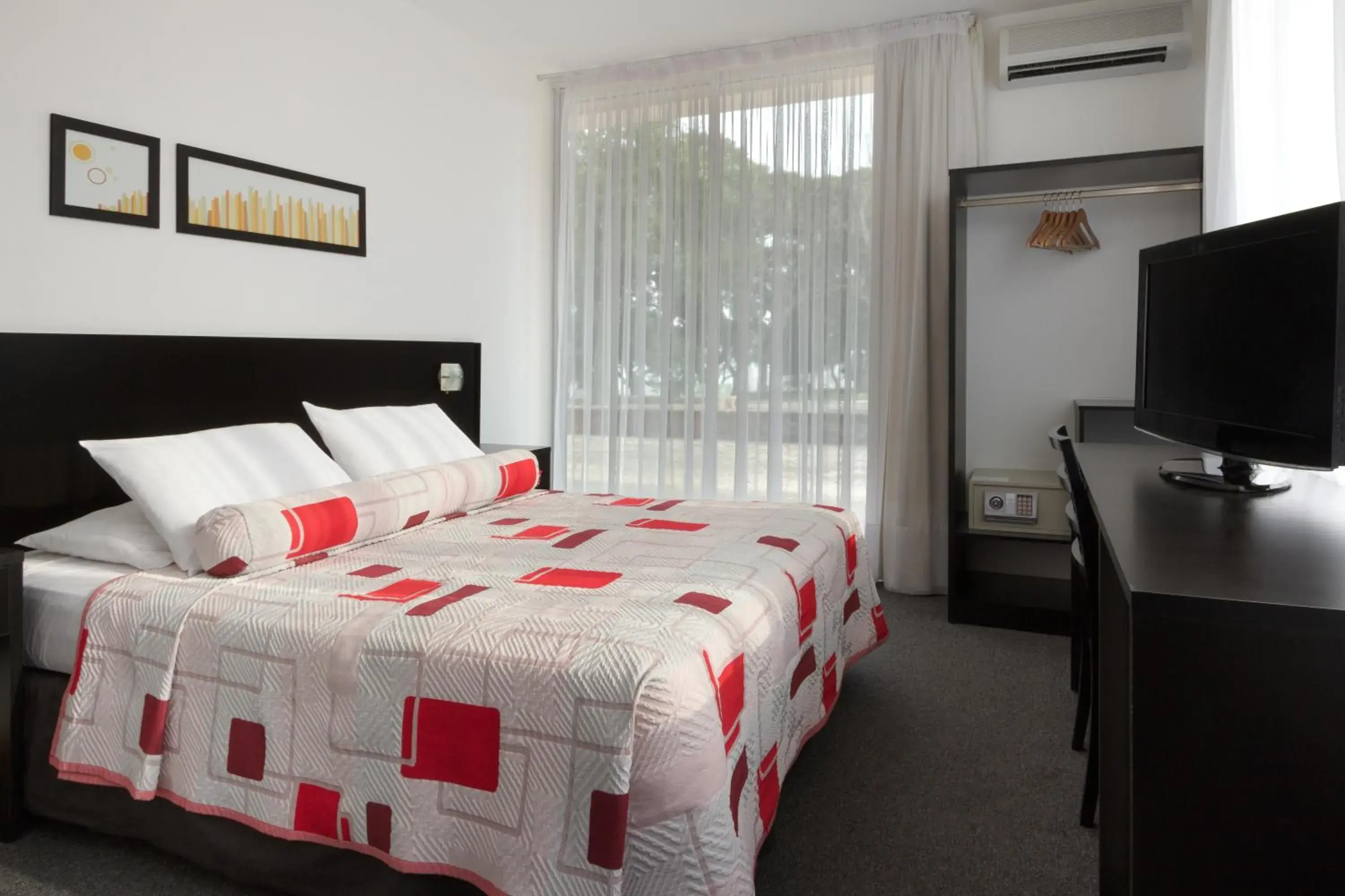 Bedroom, Bed in Gran Hotel Fray Bentos Bedroom, Bed in Gran Hotel Fray Bentos