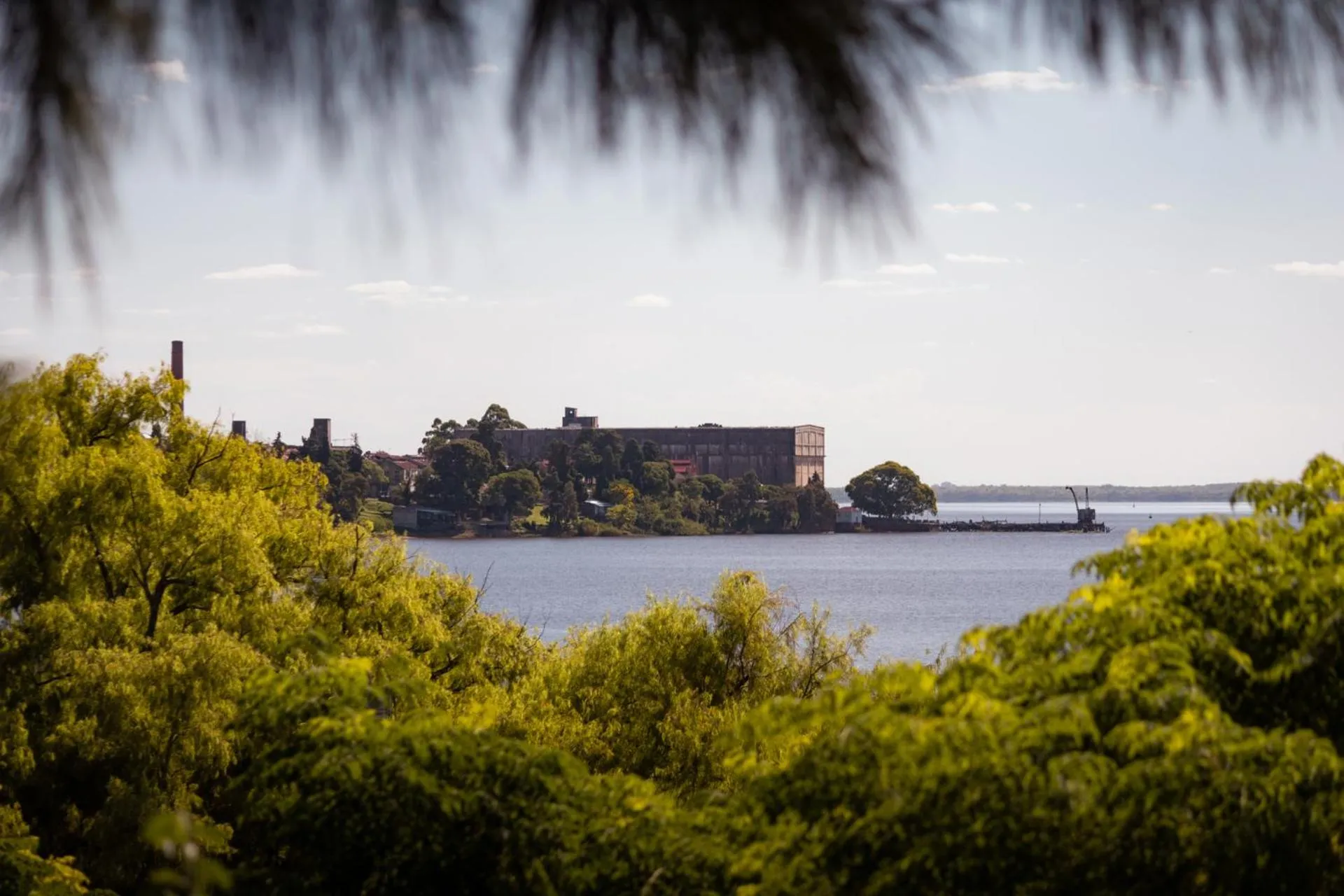 Nearby landmark in Gran Hotel Fray Bentos
