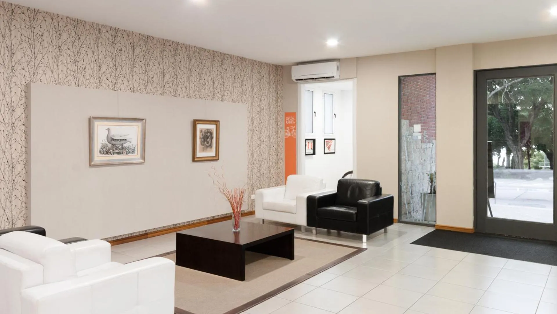 Living room, Bed in Gran Hotel Fray Bentos