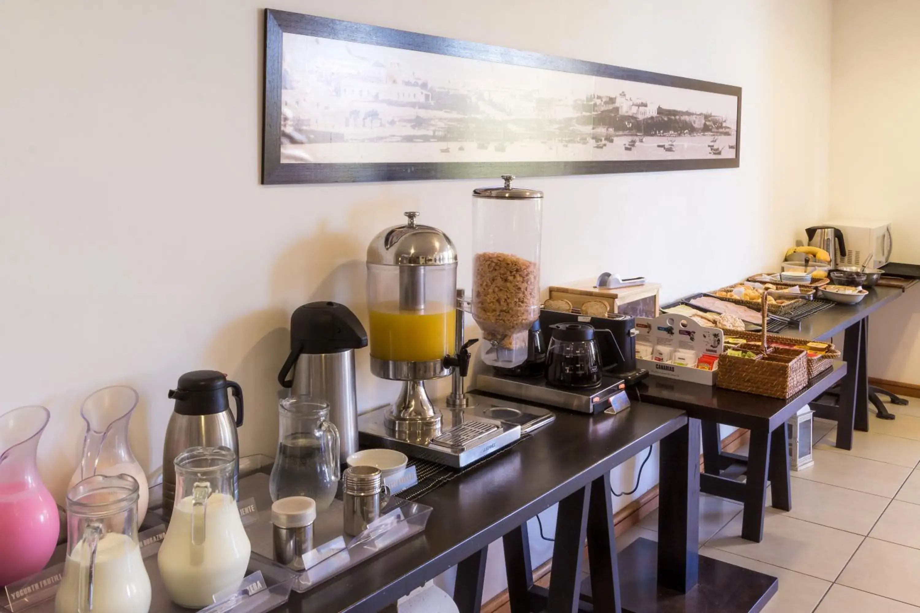 Buffet breakfast in Gran Hotel Fray Bentos Buffet breakfast in Gran Hotel Fray Bentos