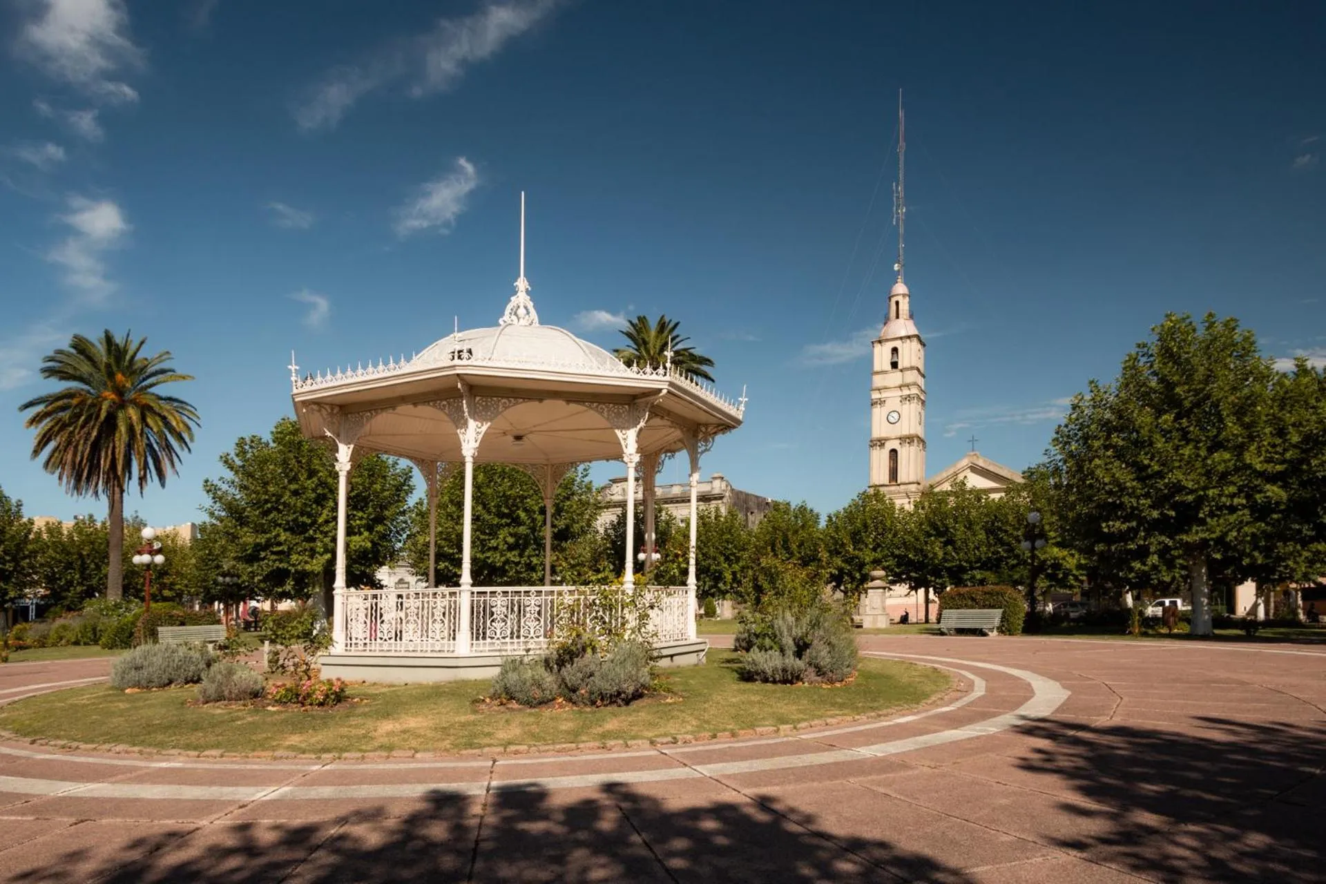 Nearby landmark in Gran Hotel Fray Bentos