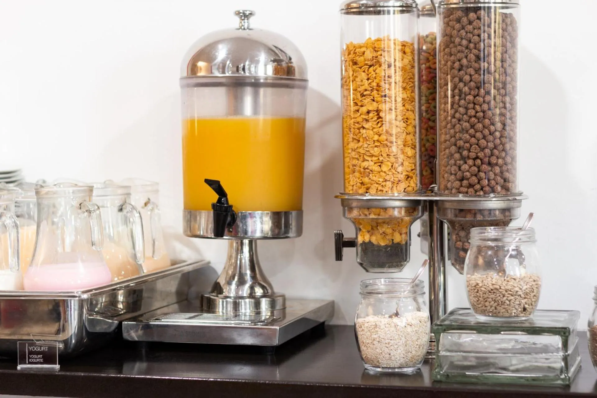 Food and drinks in Gran Hotel Fray Bentos