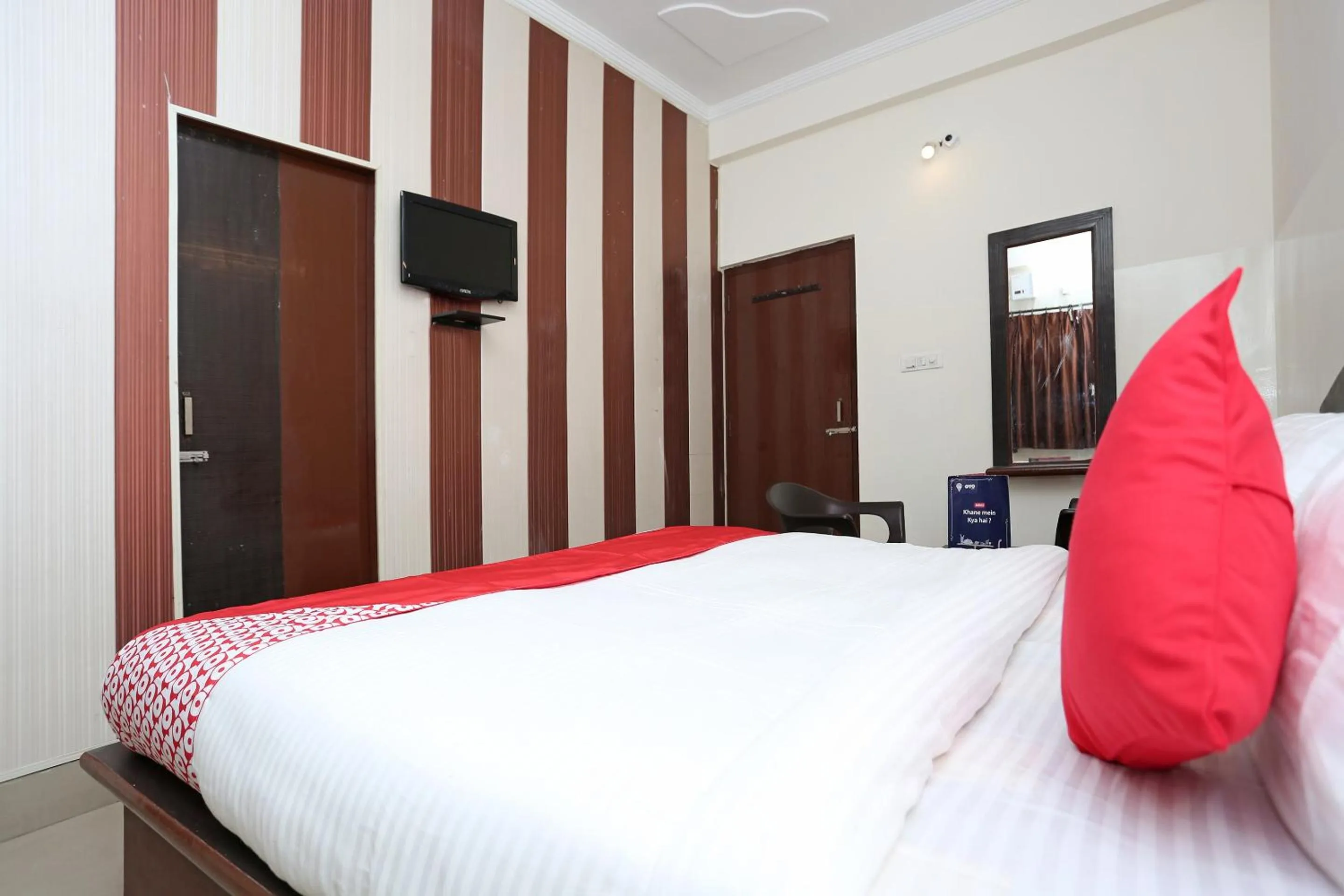 Bedroom, Bed in Hotel O by OYO Shiva Palace