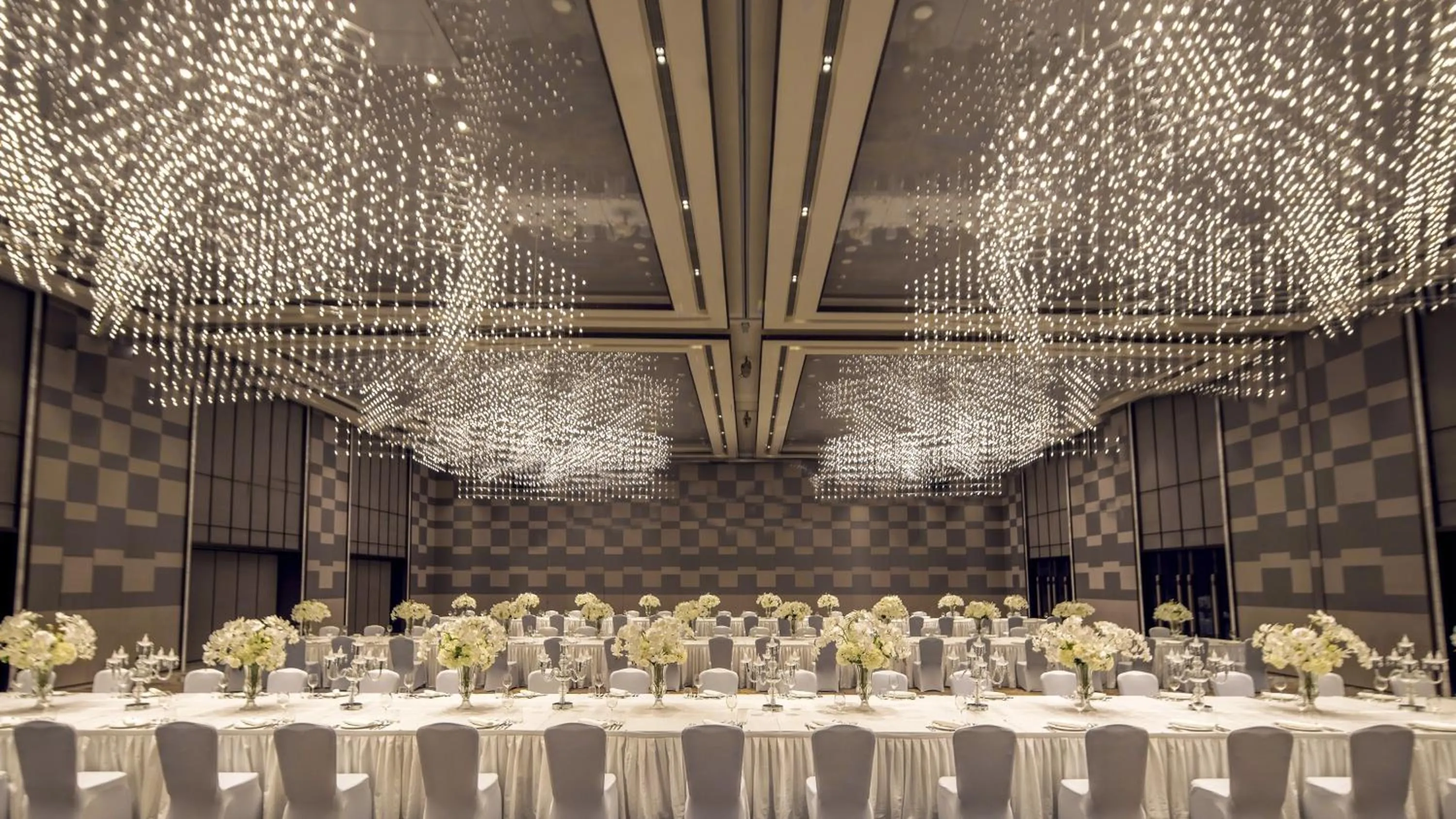 Meeting/conference room in InterContinental Tianjin Yujiapu Hotel & Residences by IHG