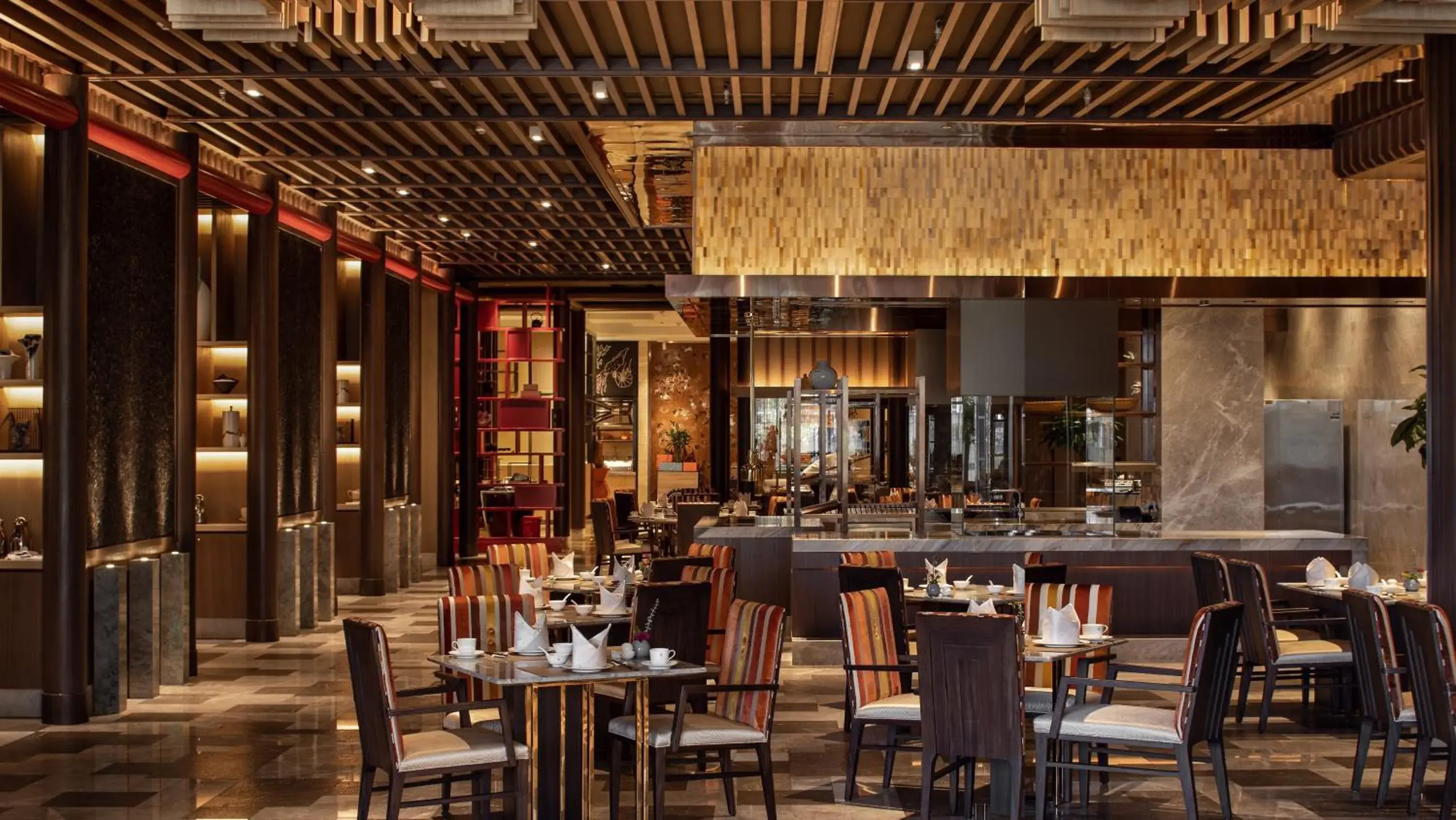 Restaurant/places to eat in InterContinental Tianjin Yujiapu Hotel & Residences by IHG Restaurant/places to eat in InterContinental Tianjin Yujiapu Hotel & Residences by IHG