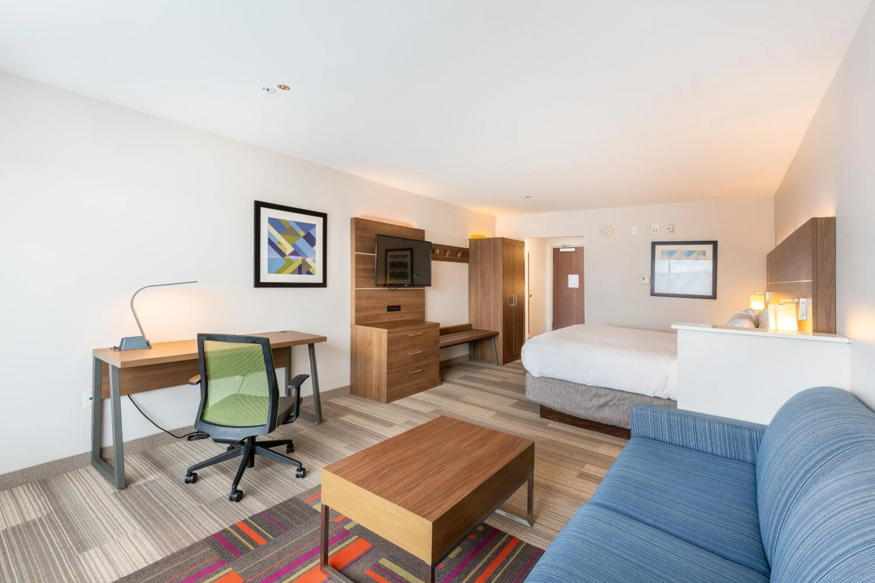 Bed in Holiday Inn Express & Suites Nashville North - Springfield by IHG
