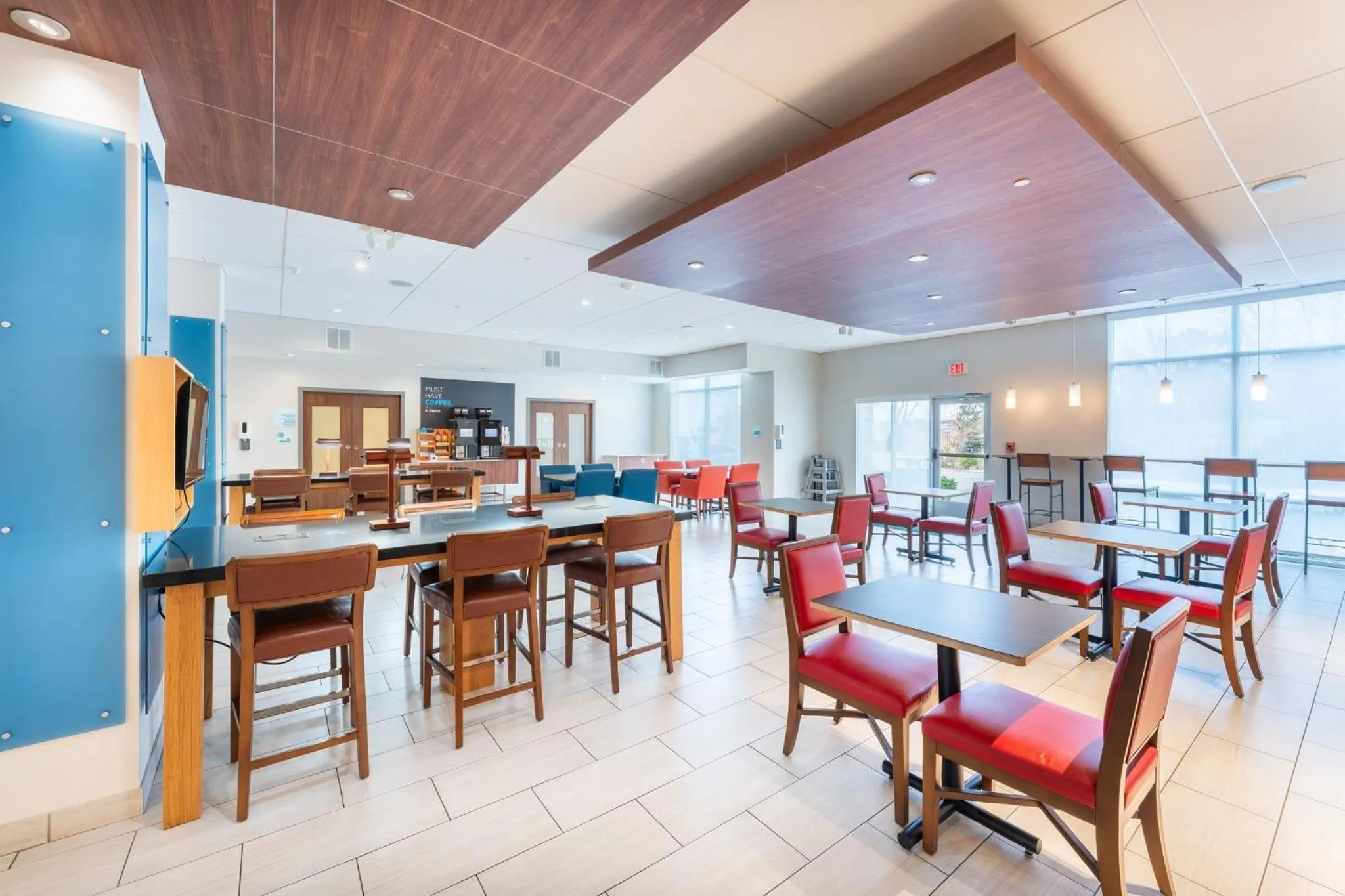 Breakfast in Holiday Inn Express & Suites Nashville North - Springfield by IHG