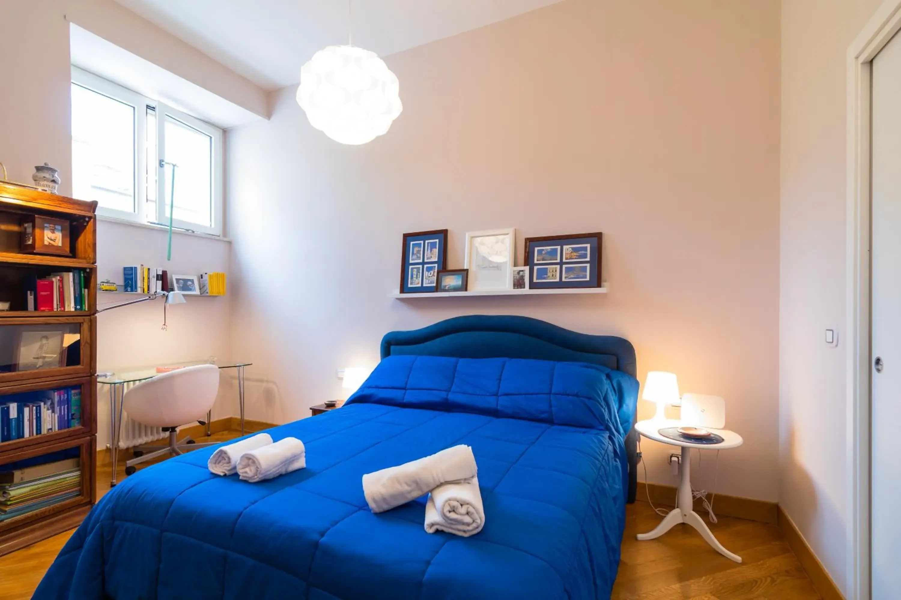 Elegant Flat at Municipio by Napoliapartments Elegant Flat at Municipio by Napoliapartments