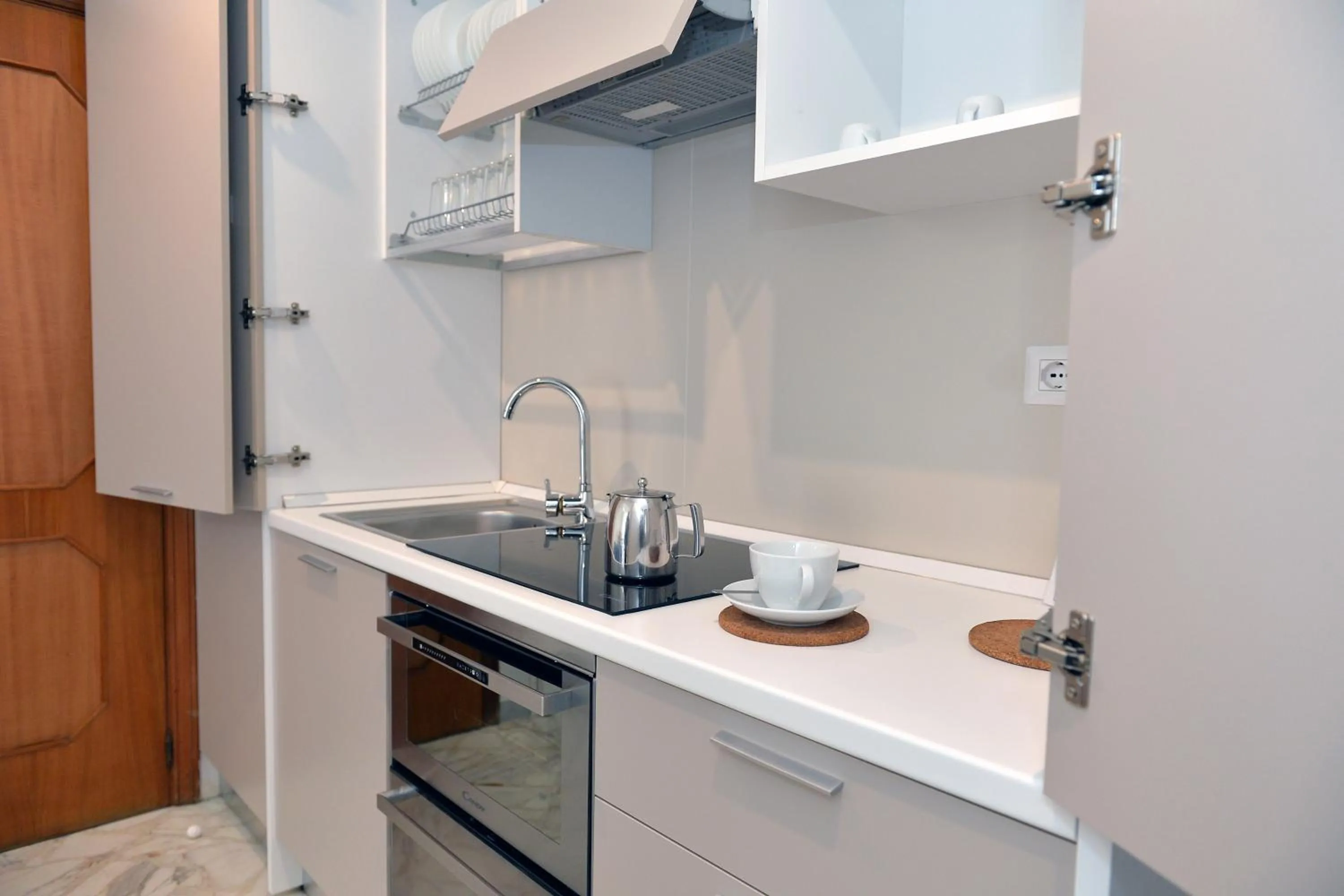 Tizi Apartments Corso Reginna