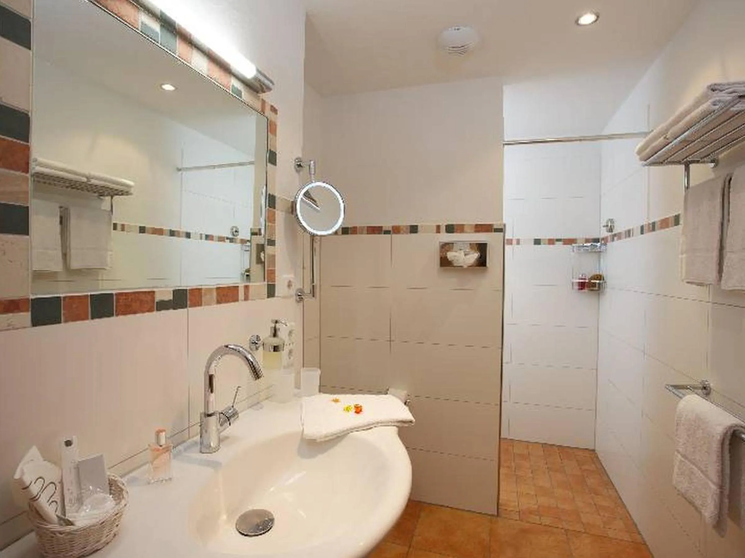 Bathroom in Hotel Engel - Familotel Hochschwarzwald