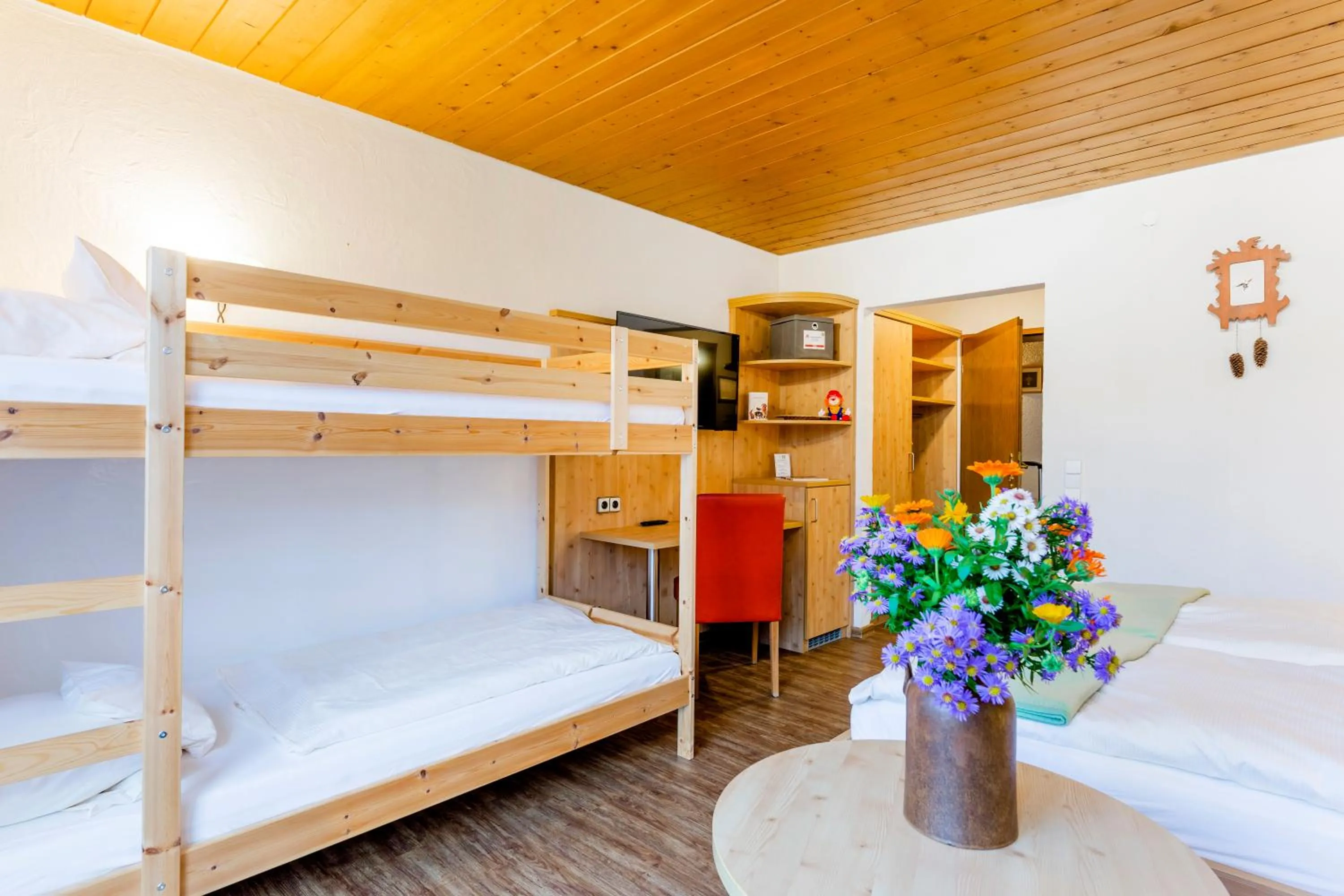 bunk bed, Bed in Hotel Engel - Familotel Hochschwarzwald