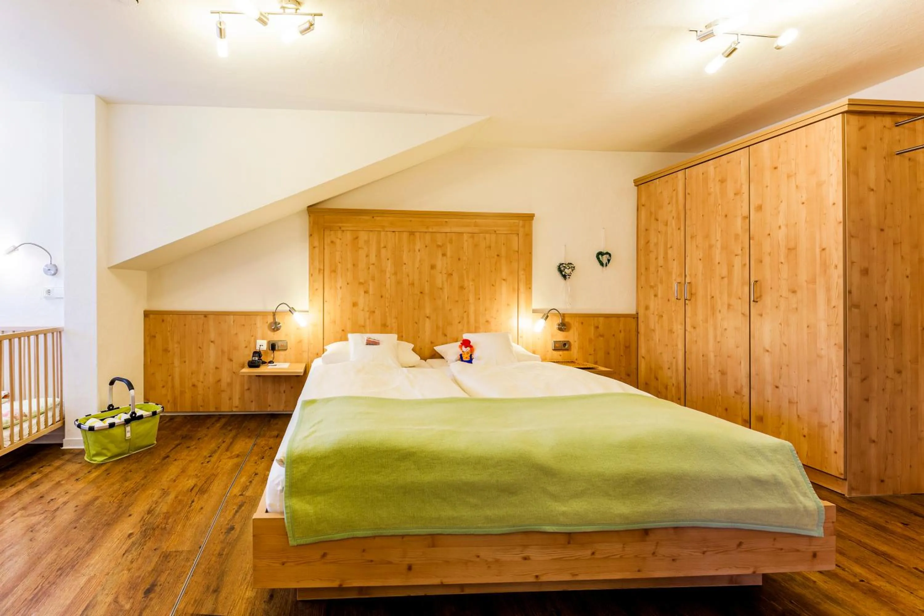 Photo of the whole room, Bed in Hotel Engel - Familotel Hochschwarzwald
