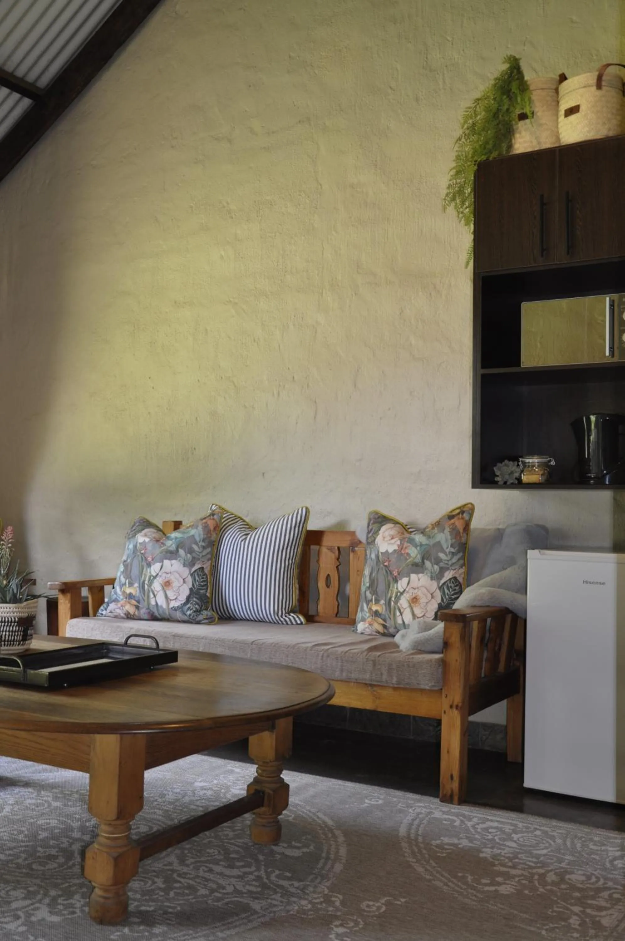 Living room in Grincourt B&B- with No Load shedding