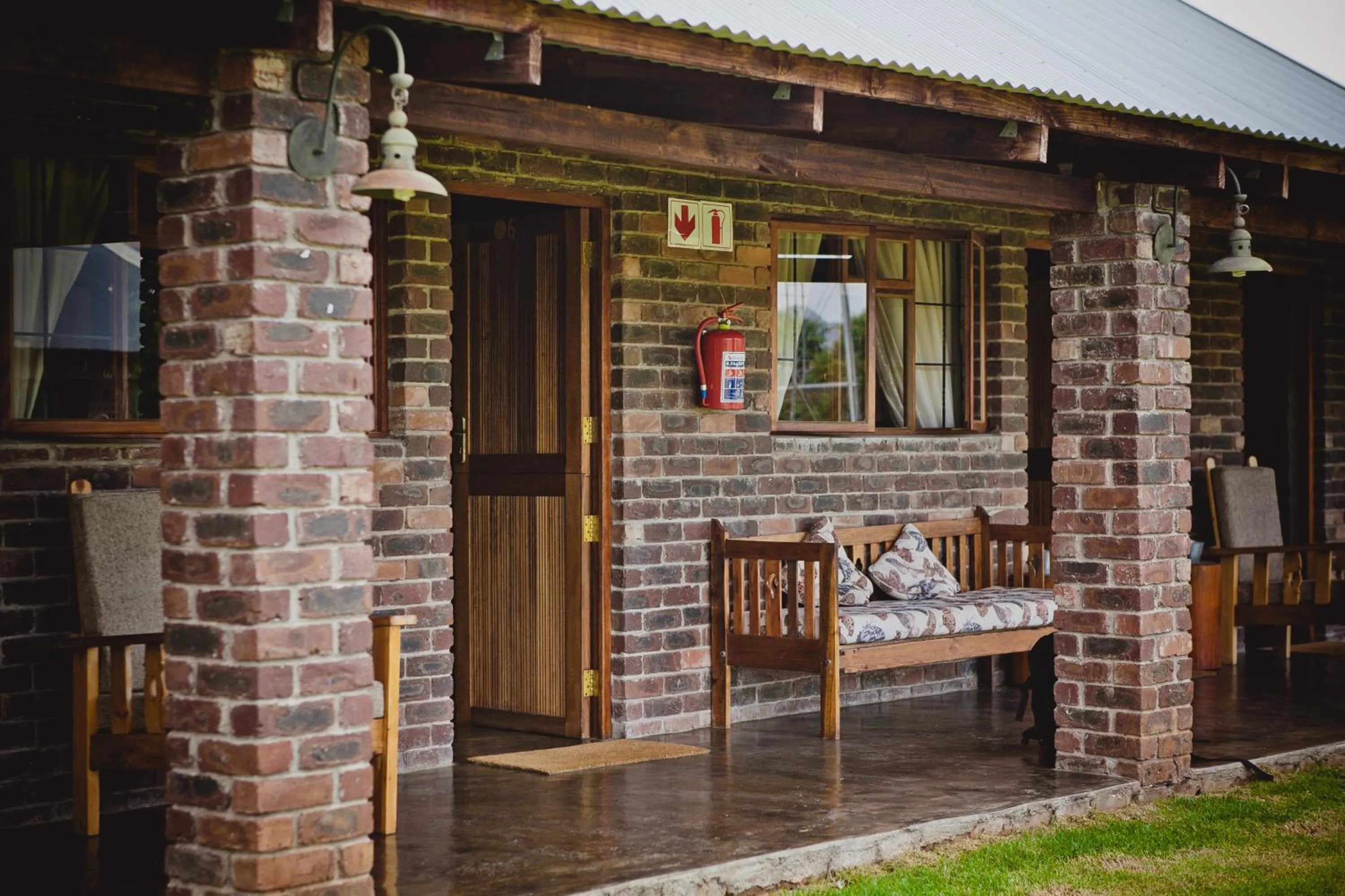 Patio in Grincourt B&B- with No Load shedding