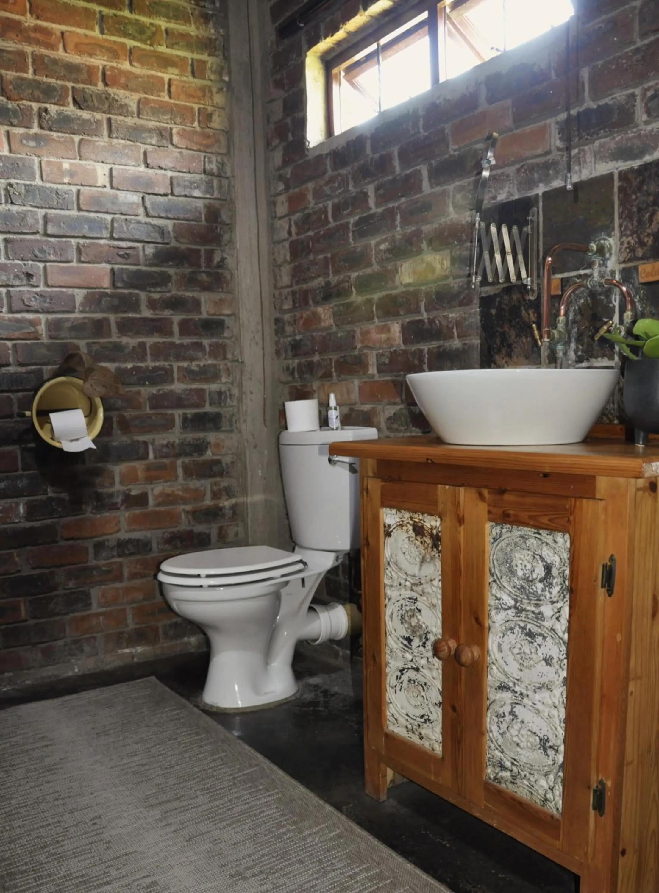 Toilet in Grincourt B&B- with No Load shedding