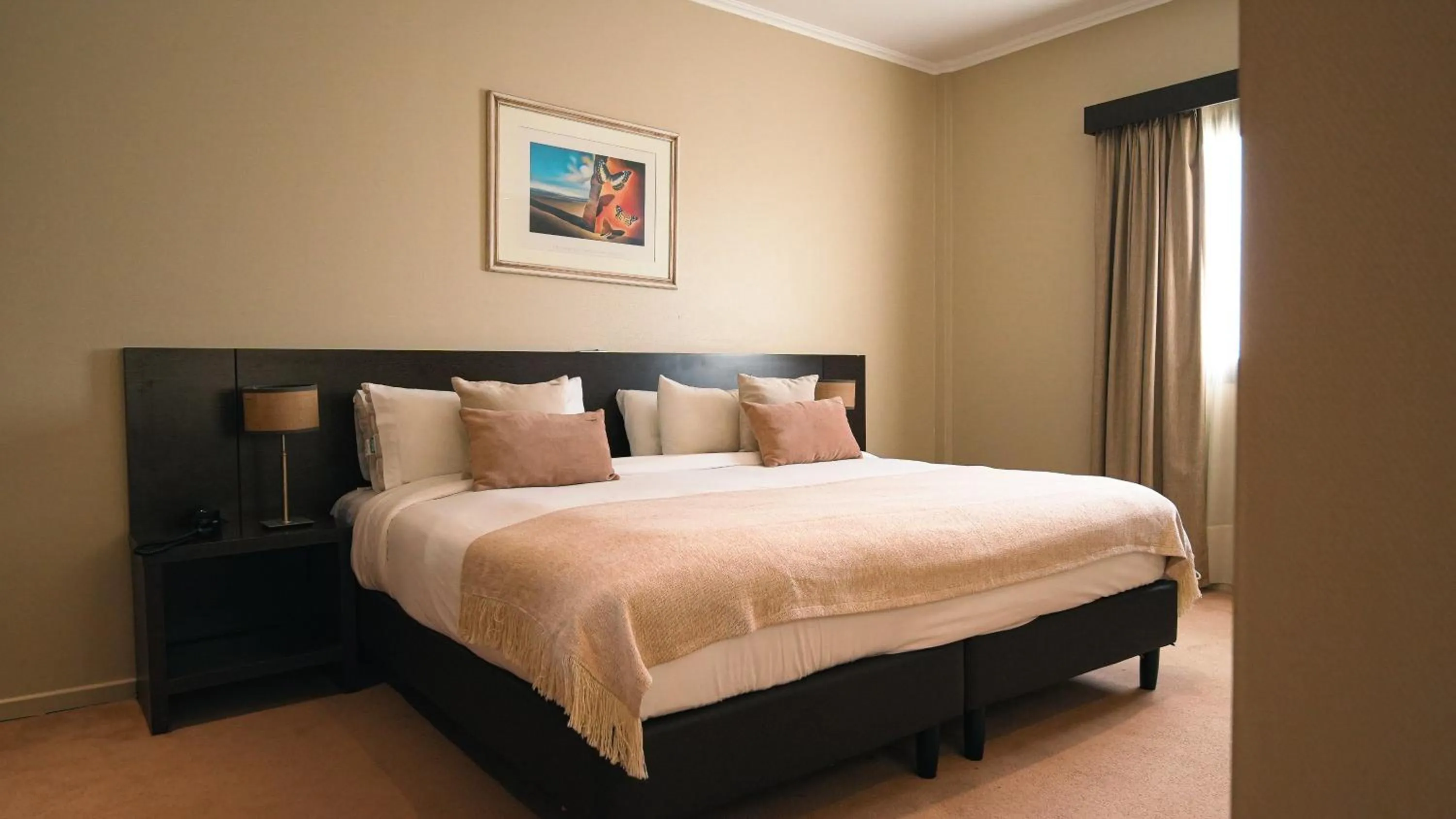 Bedroom, Bed in Hathor Concordia