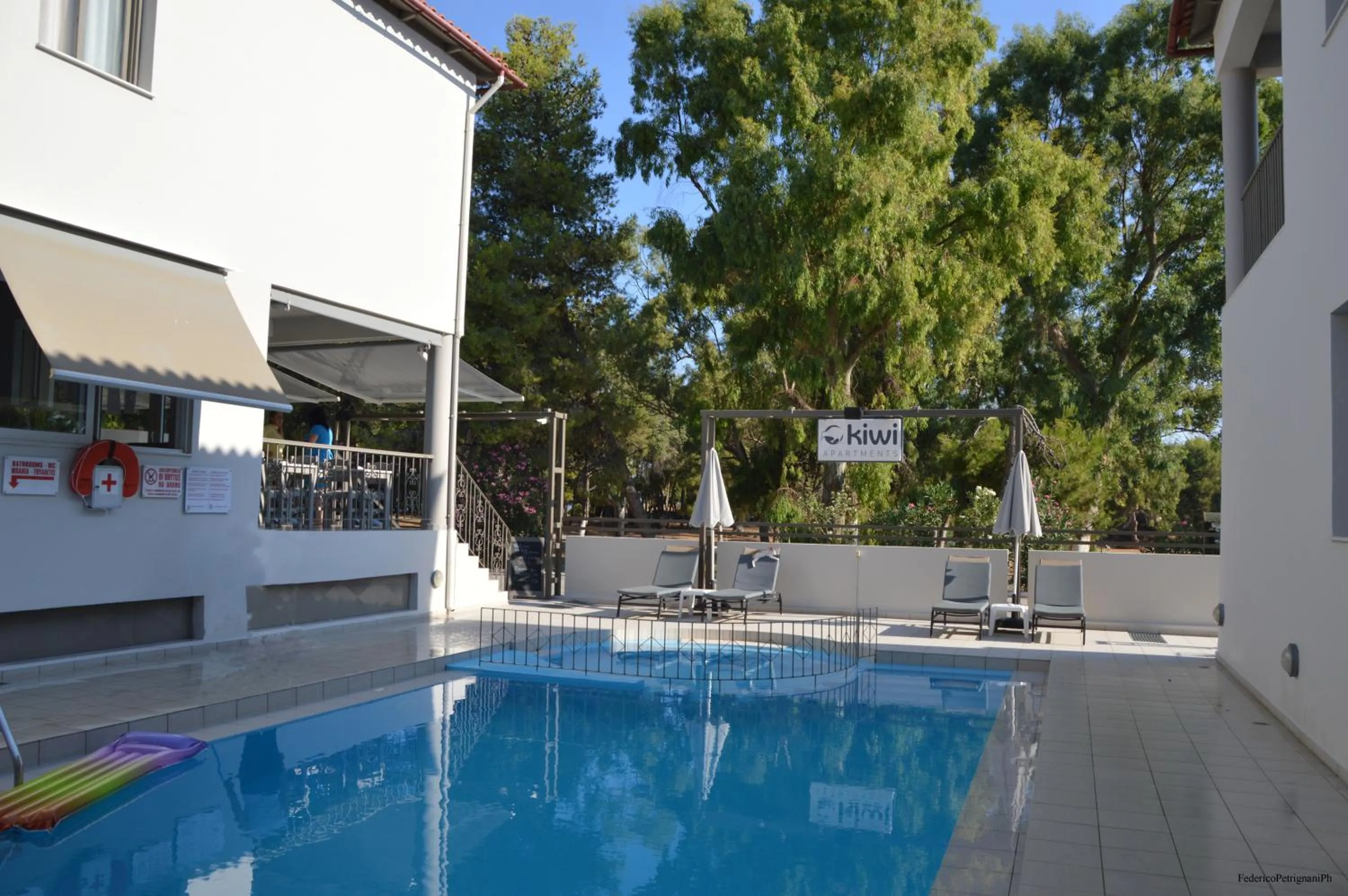 Pool view in Kiwi Apartments