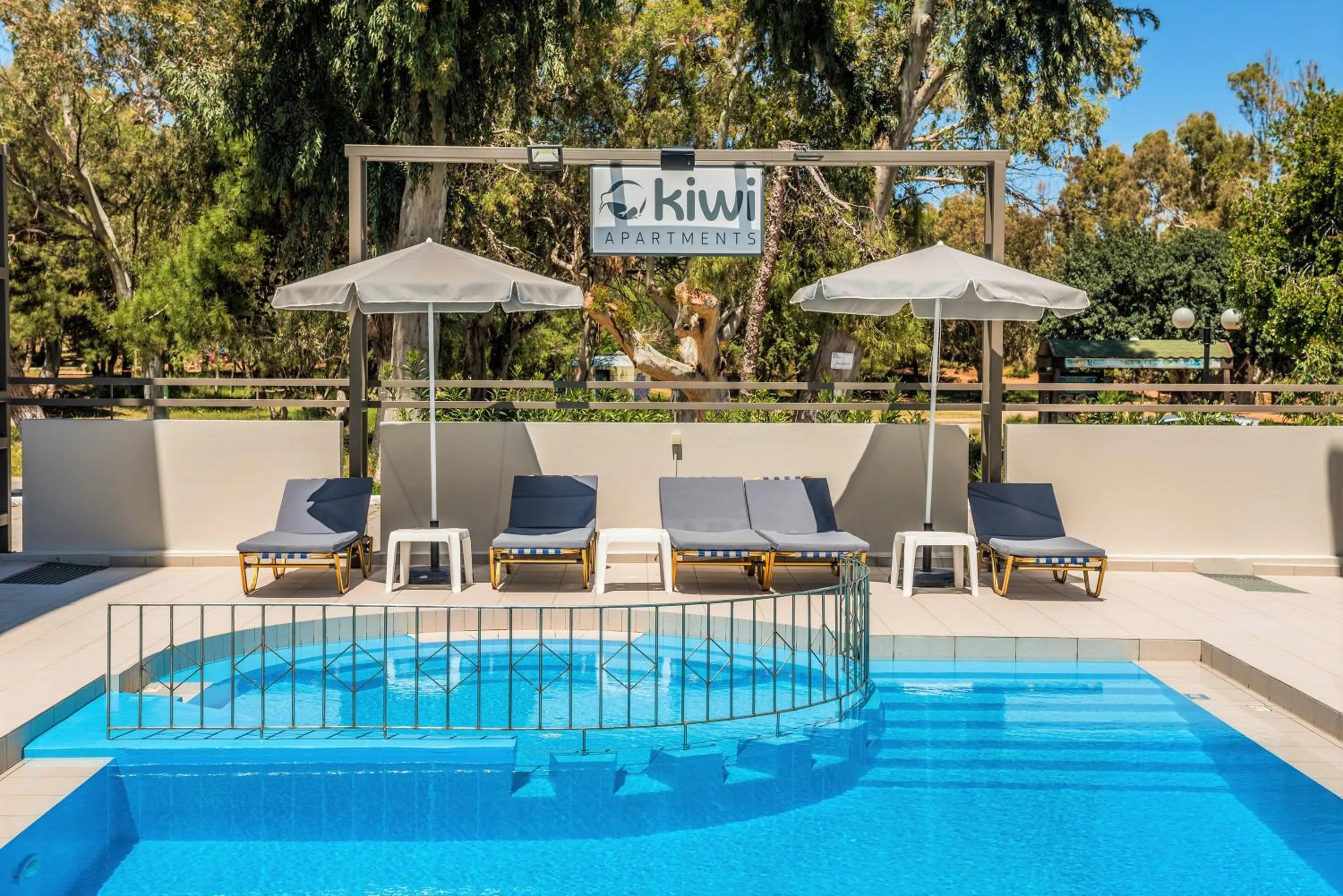 Pool view in Kiwi Apartments