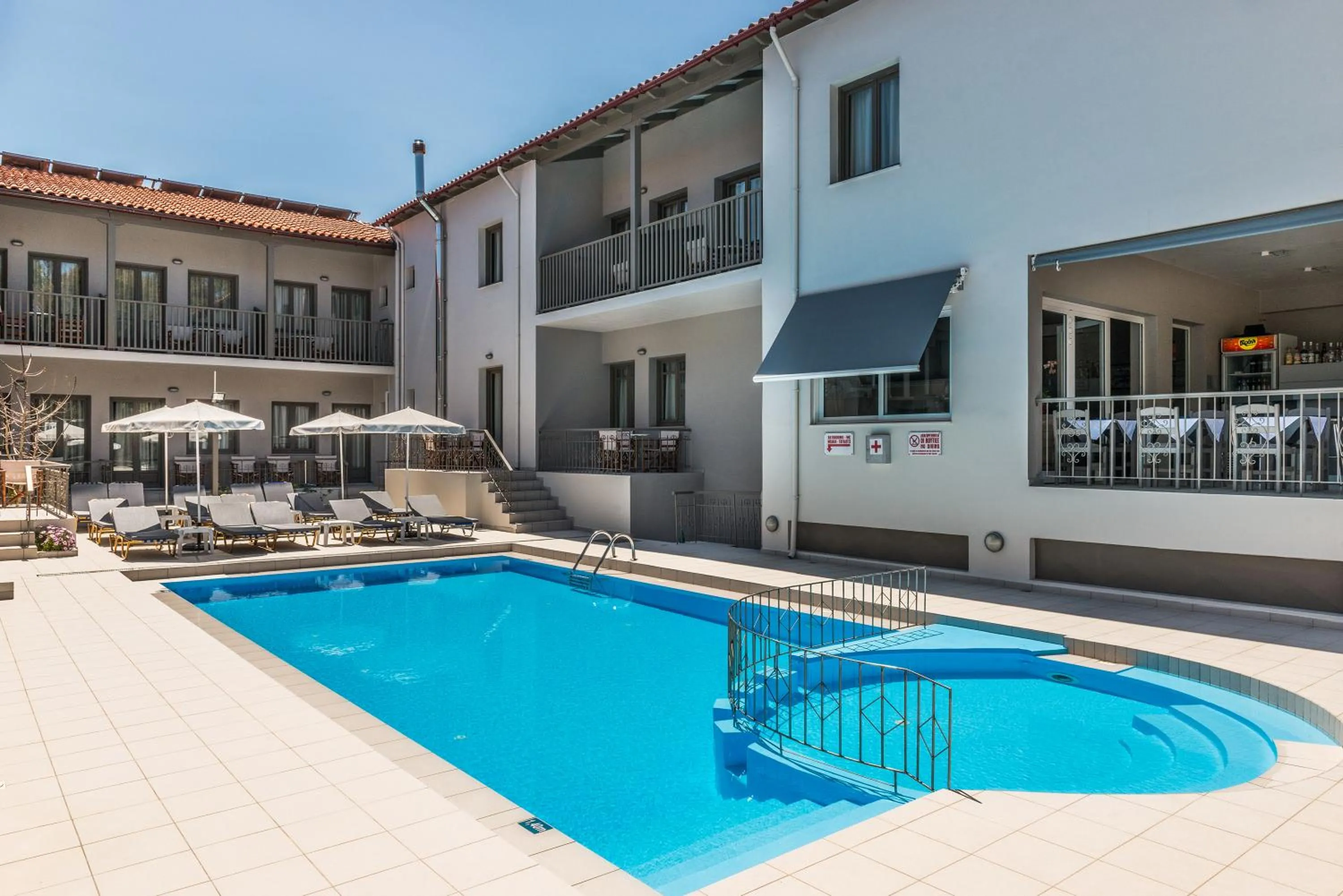 Property building in Kiwi Apartments