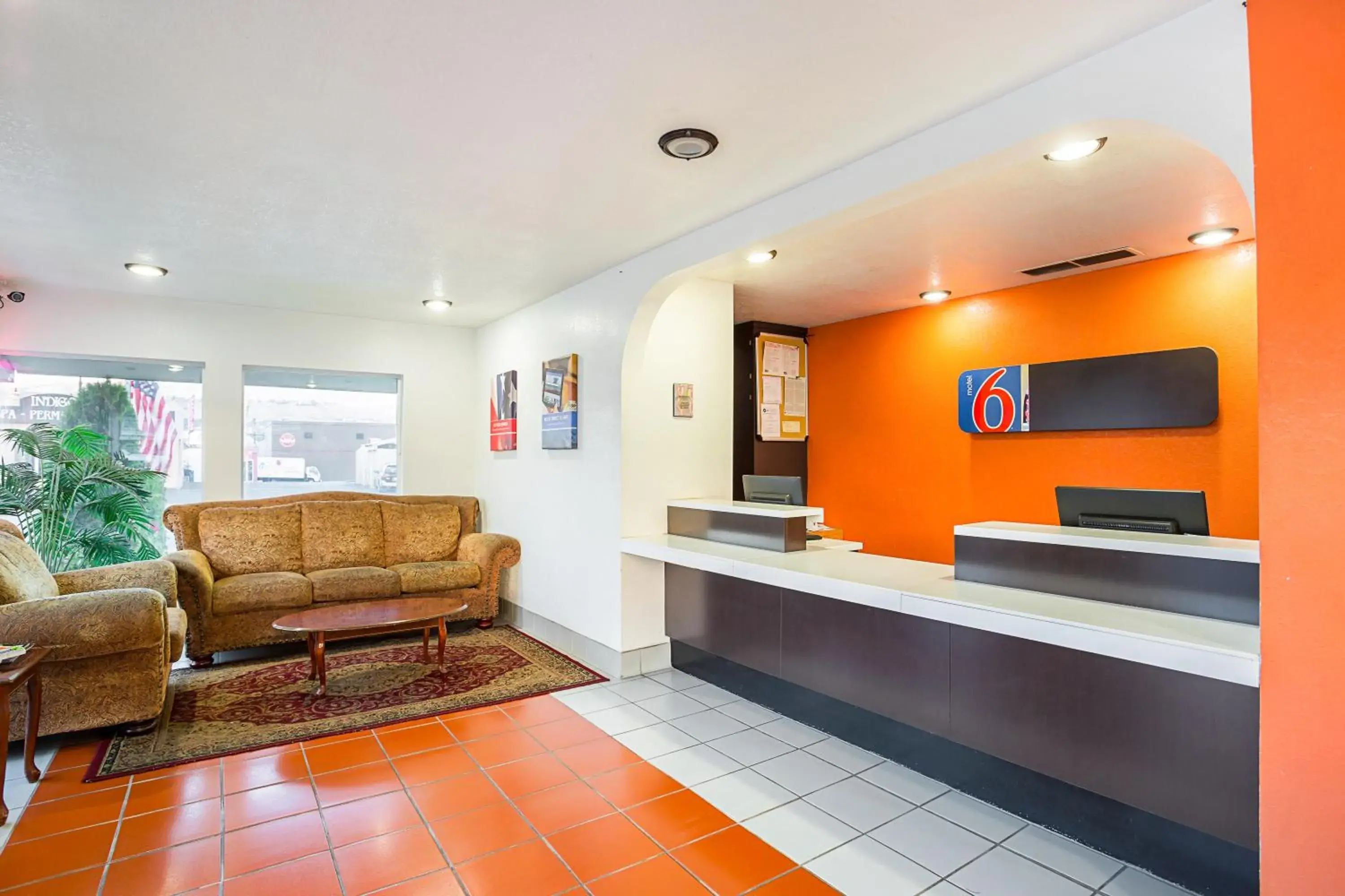 Lobby or reception in Motel 6-Wenatchee, WA Lobby or reception in Motel 6-Wenatchee, WA
