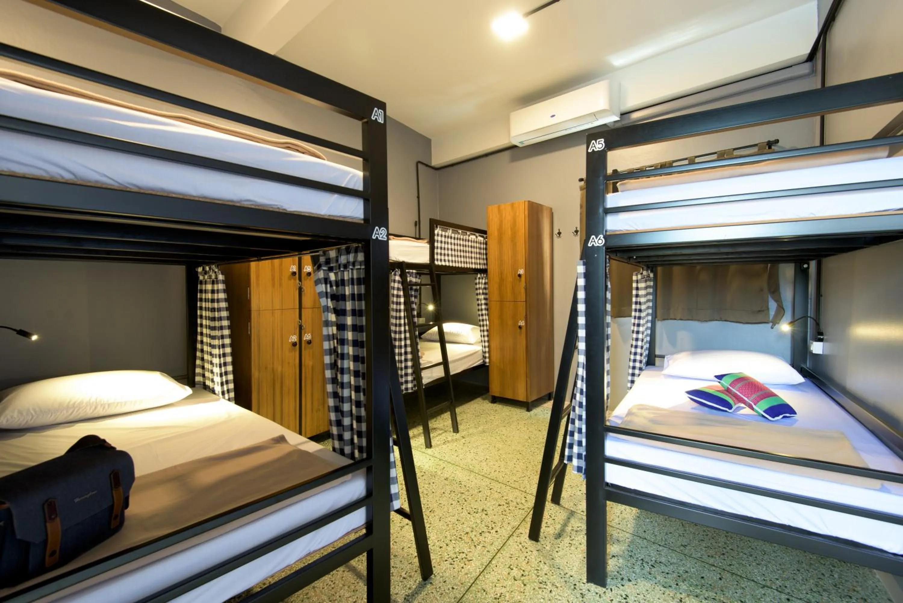 bunk bed, Bed in Arun Old Town