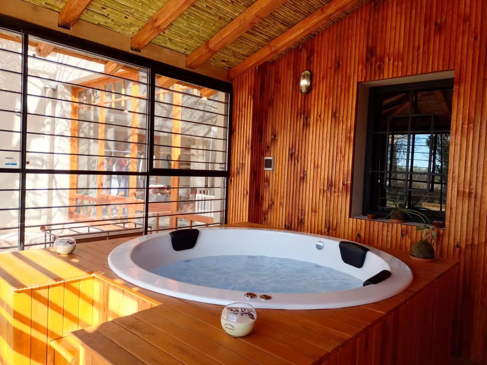 Hot Tub in Posada Cavieres Wine Farm