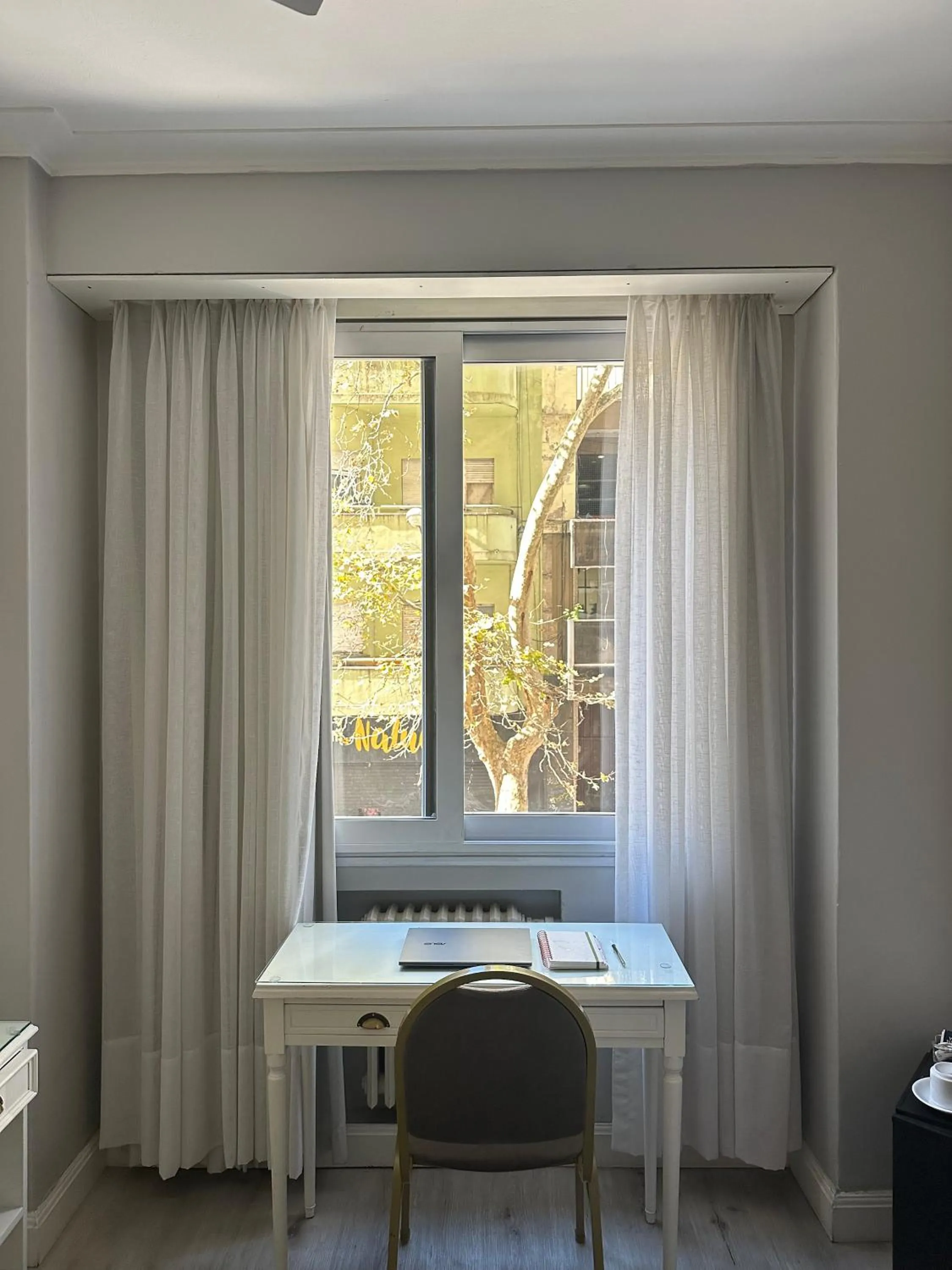 Photo of the whole room in Prince Hotel