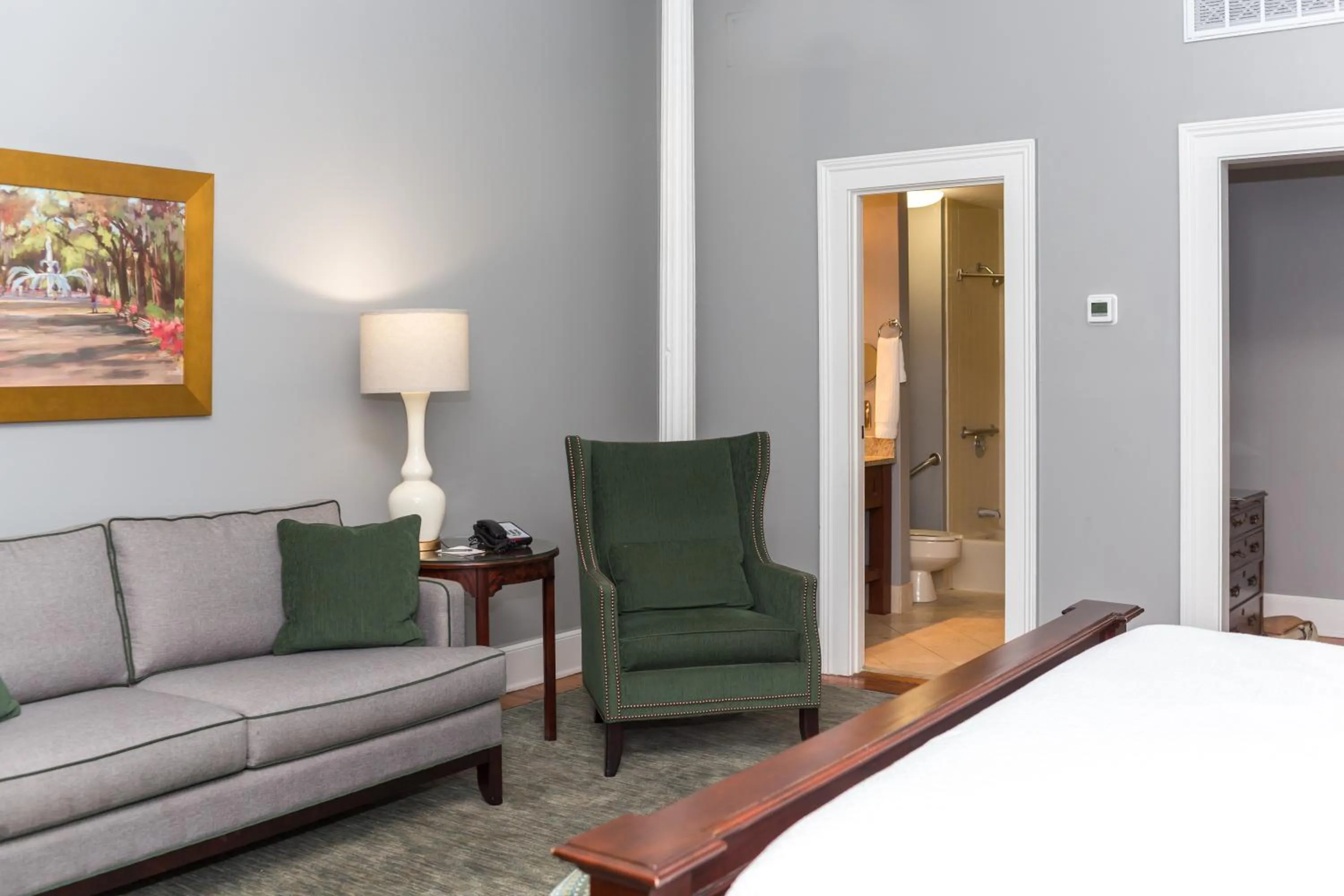 Living room, Bed in East Bay Inn, Historic Inns of Savannah Collection