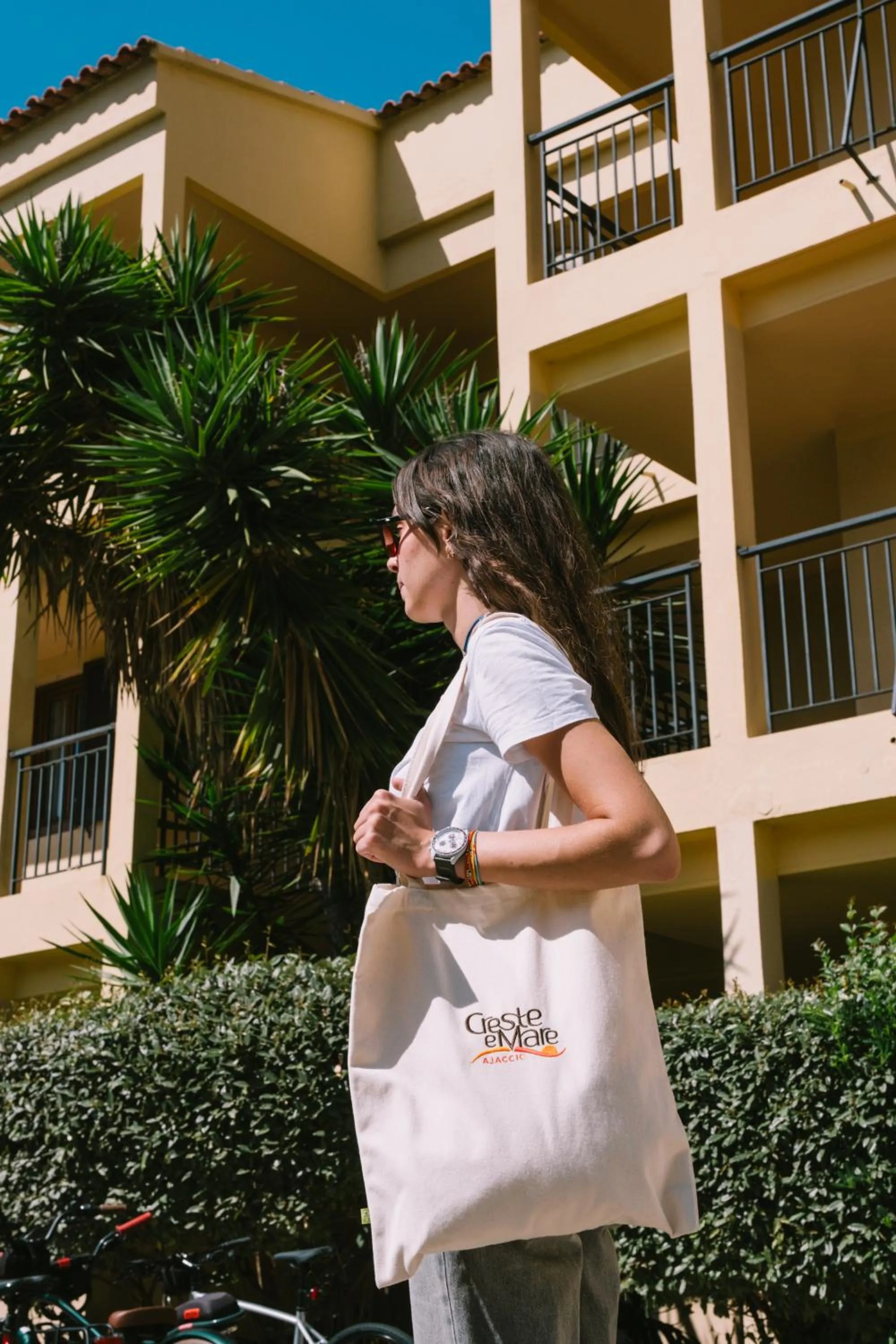 Property building in Creste E Mare