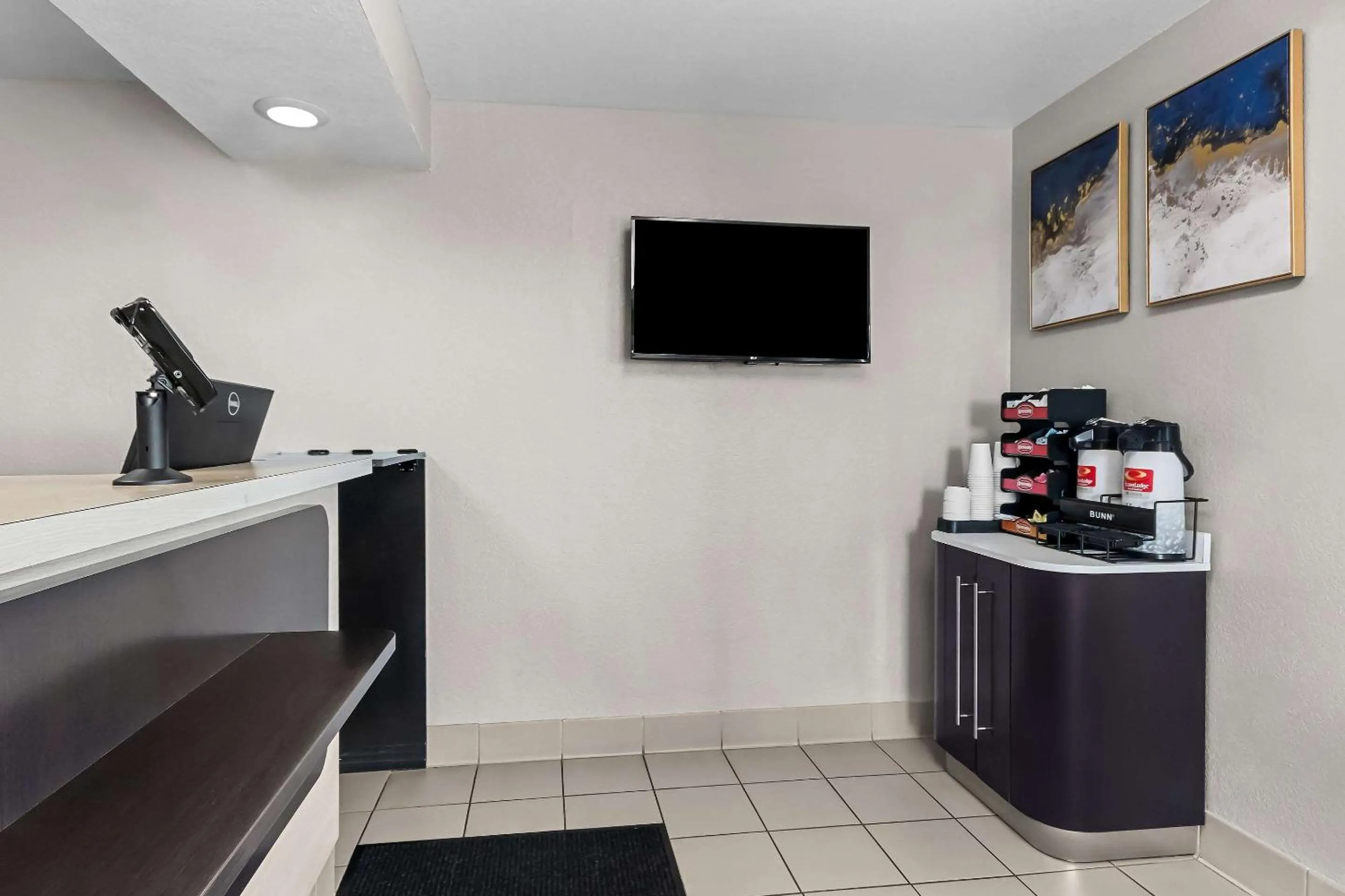 Lobby or reception in Econo Lodge