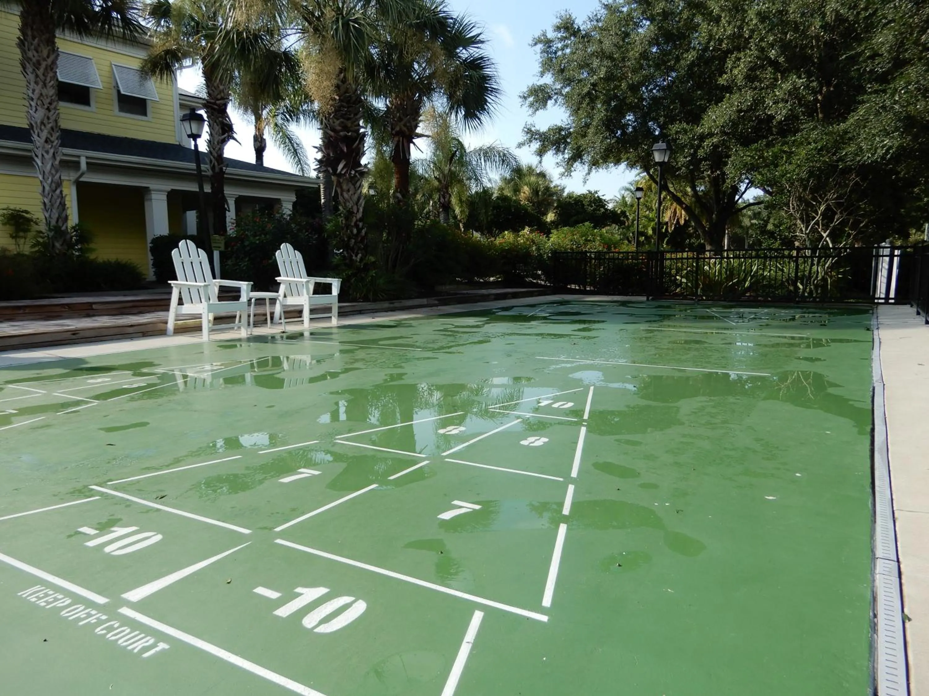 Property building in Bahama Bay