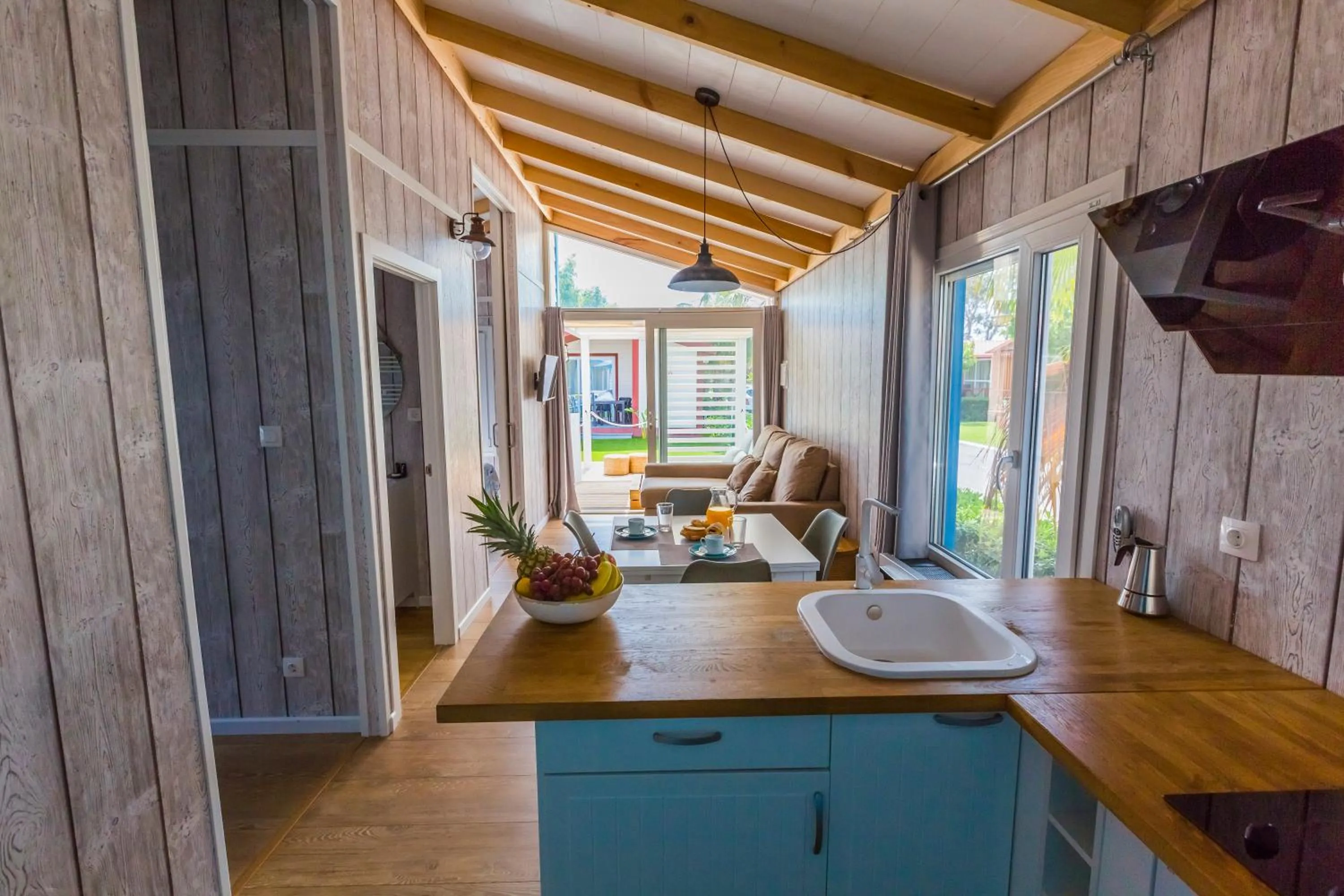 Kitchen or kitchenette in Alannia Guardamar