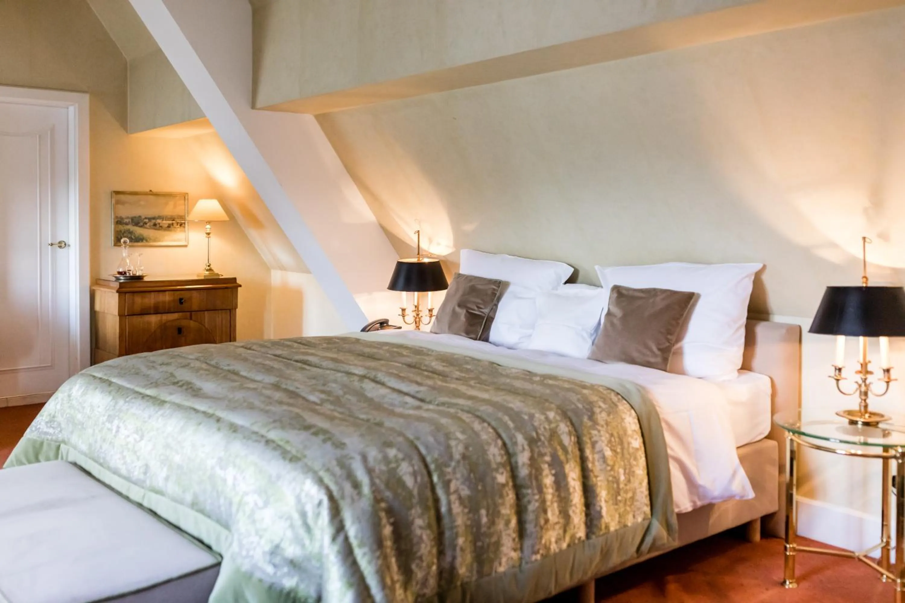 Bed in Hotel Kronenschlösschen