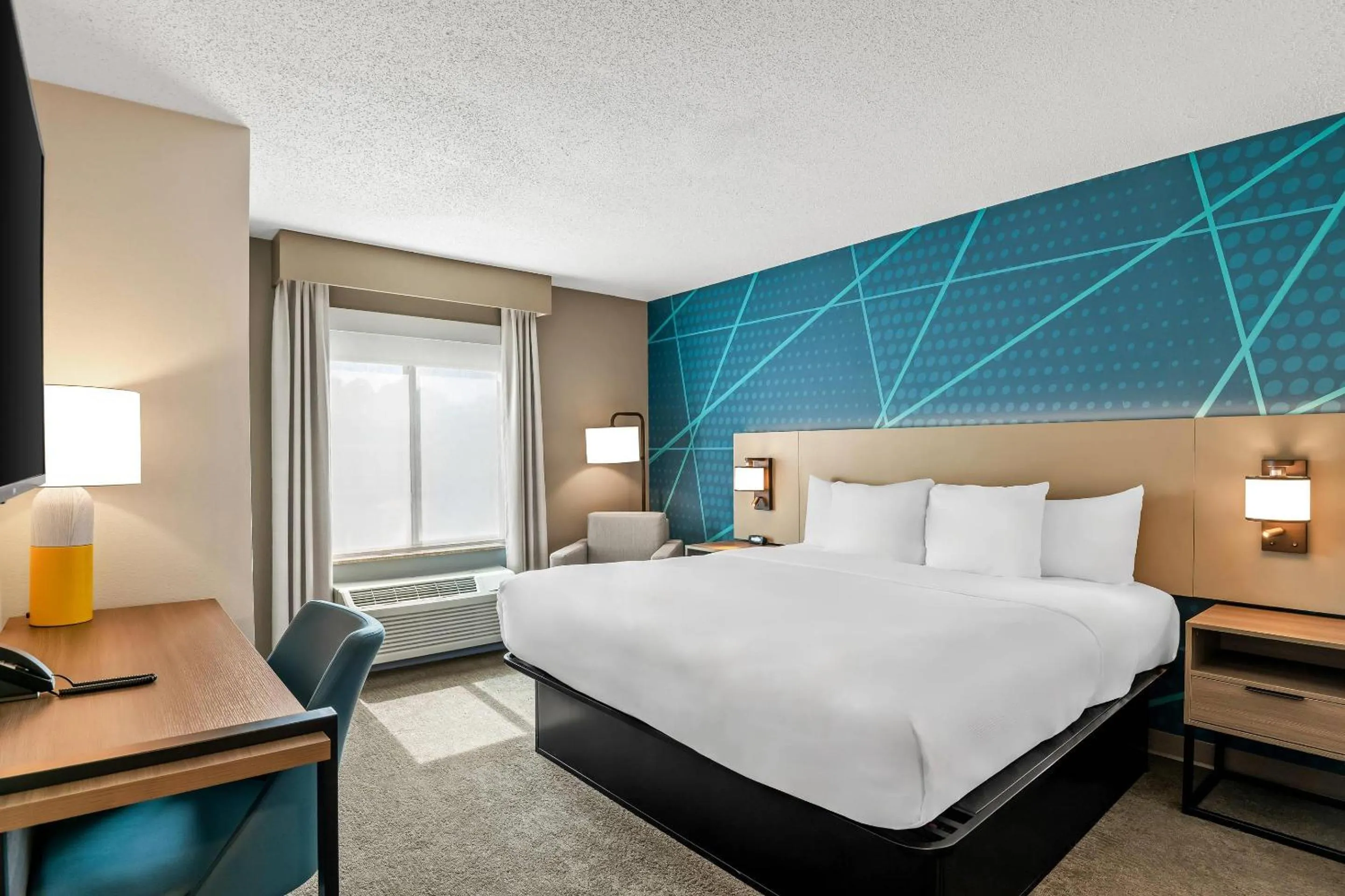 Bedroom, Bed in Comfort Inn Emporia