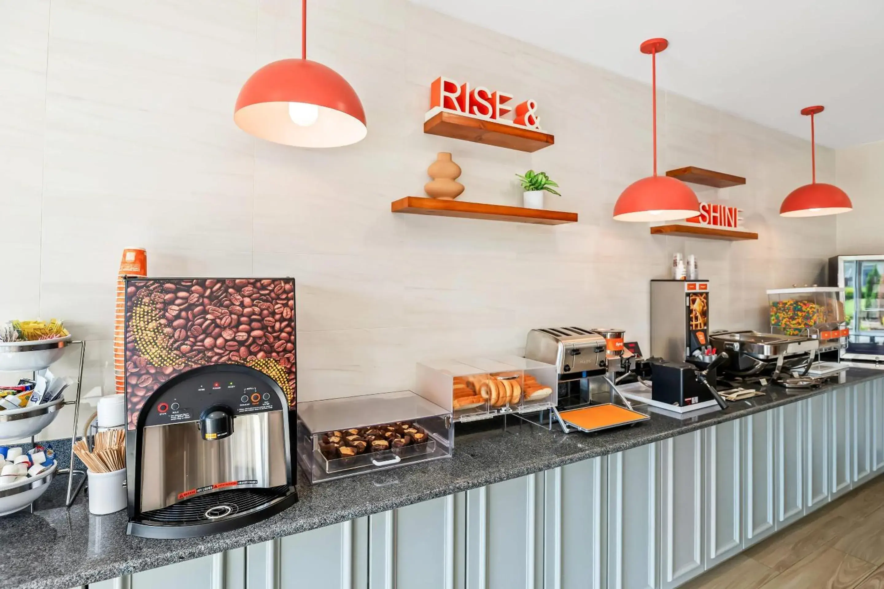 Breakfast in Comfort Inn Emporia Breakfast in Comfort Inn Emporia