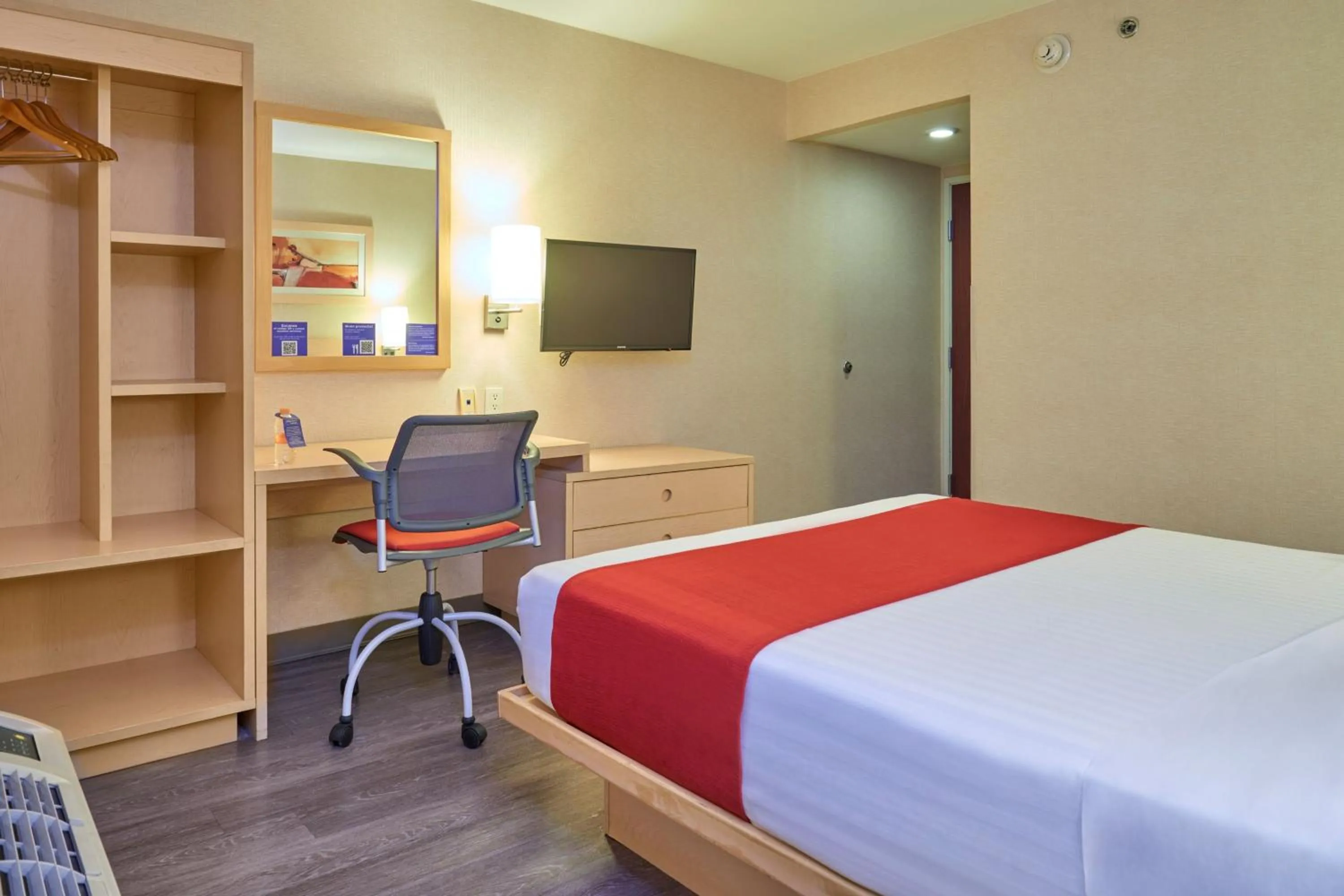Bedroom, Bed in City Express by Marriott Zacatecas