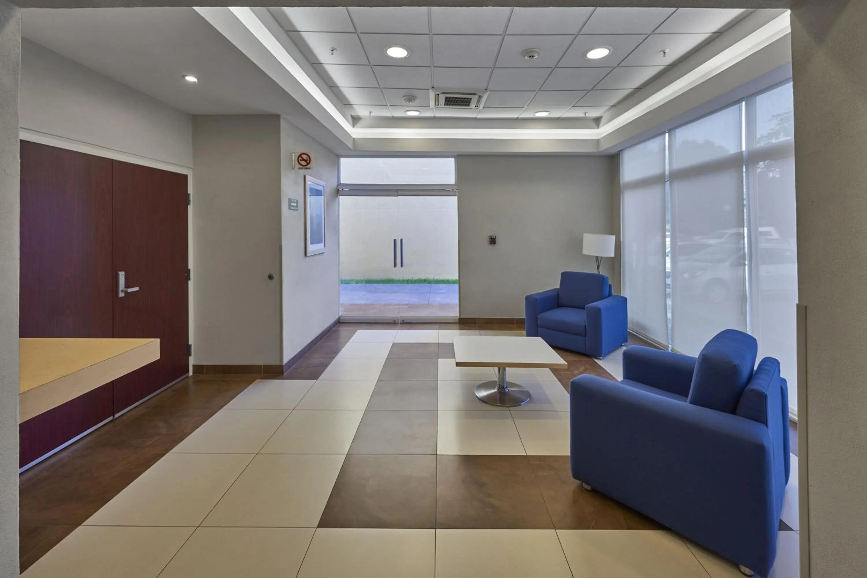 Living room in City Express by Marriott Zacatecas