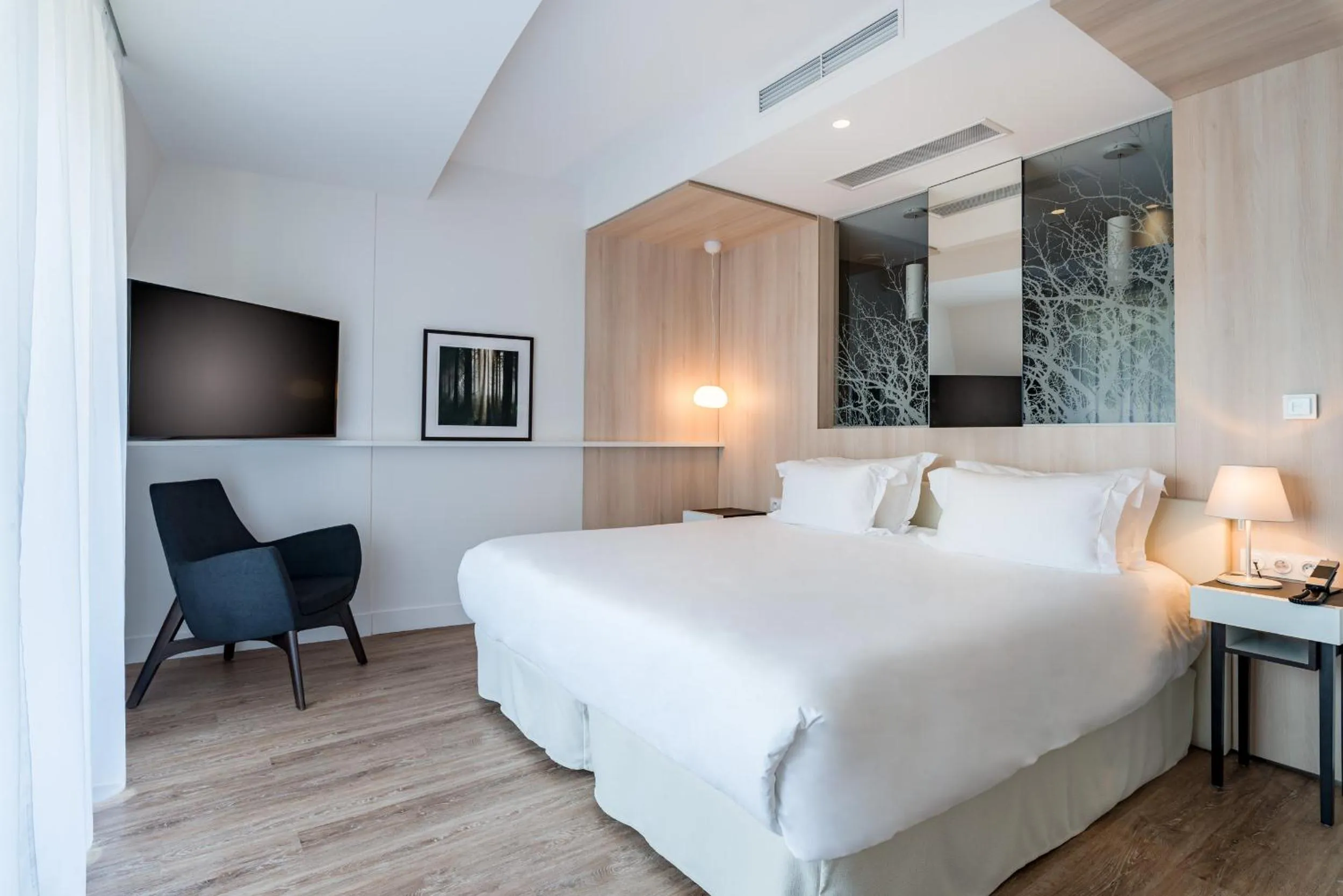 Bedroom in Eau Thermale Avène l'hôtel