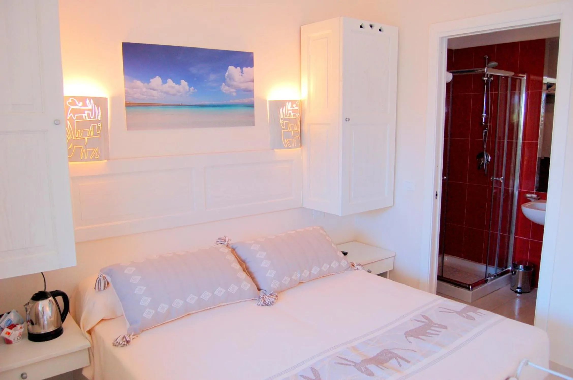 Photo of the whole room, Bed in Hotel Budoni Beach