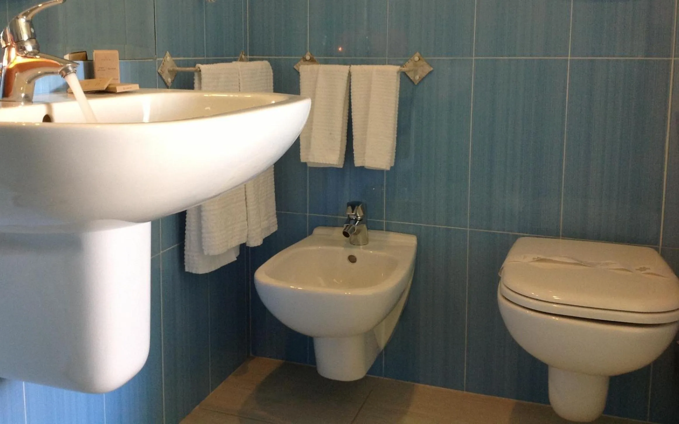 Shower in Hotel Budoni Beach